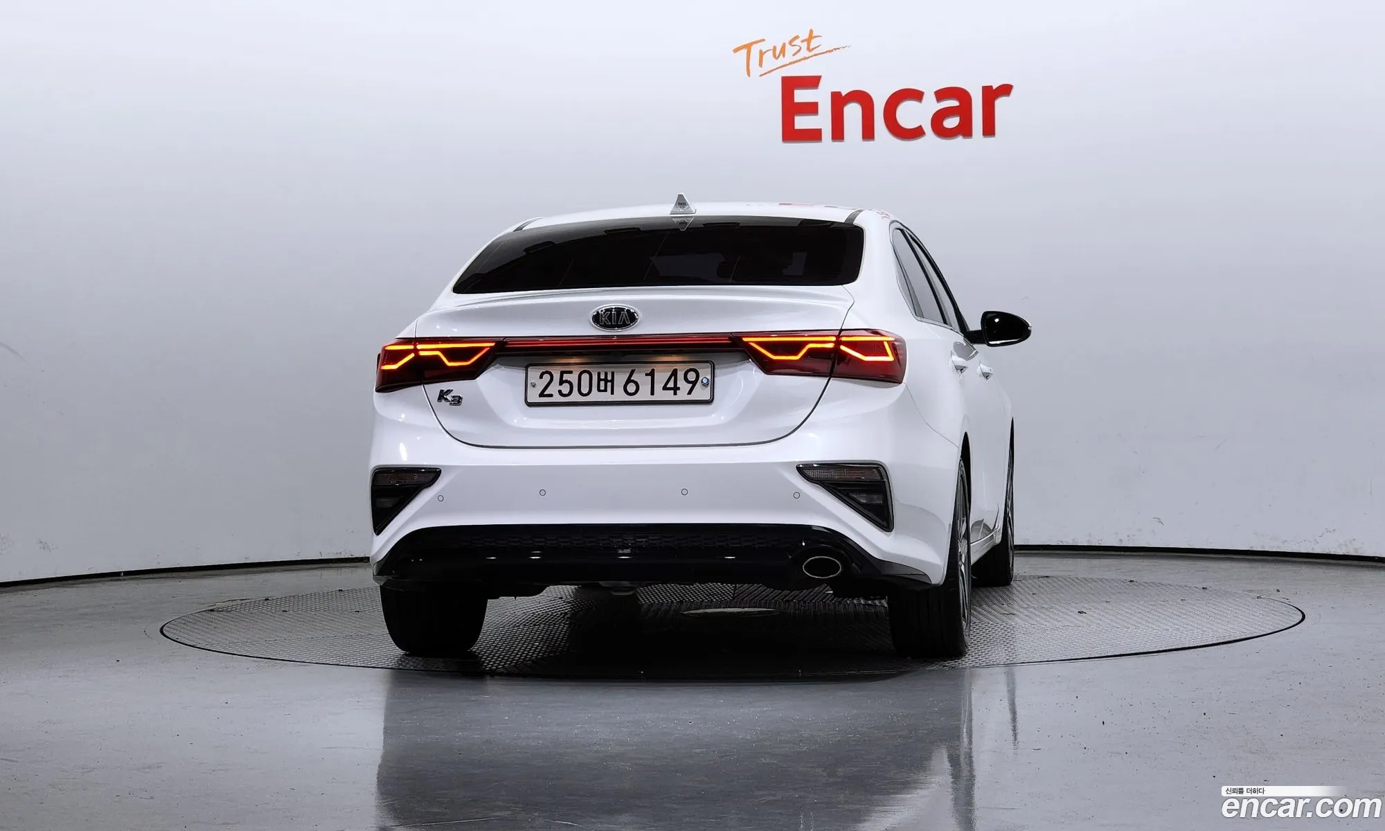 Kia K3 Luxury 2020 - фотография 11327008