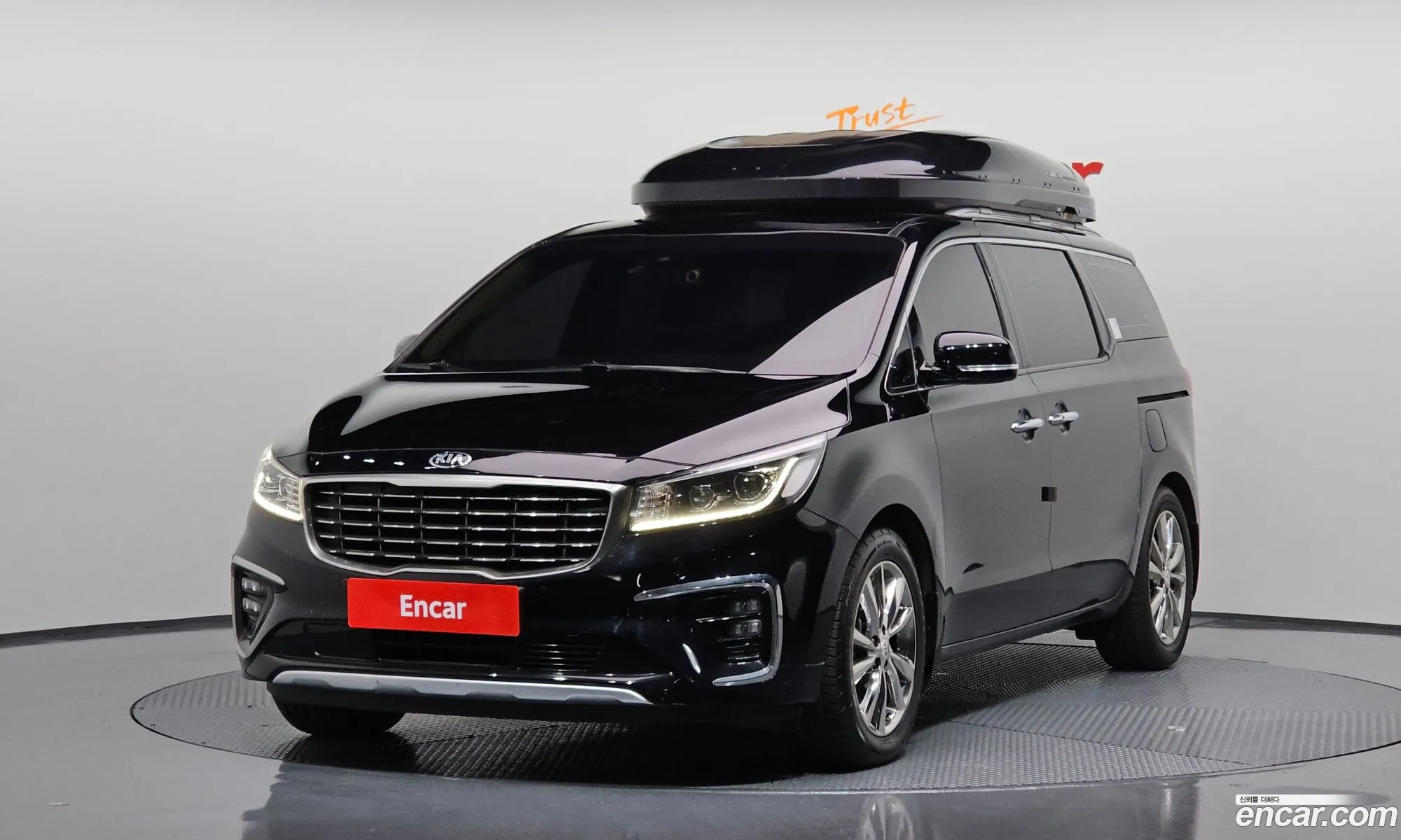 Kia Carnival Iii Gasoline 9-Seater Noblesse 2018 - фотография 12391171