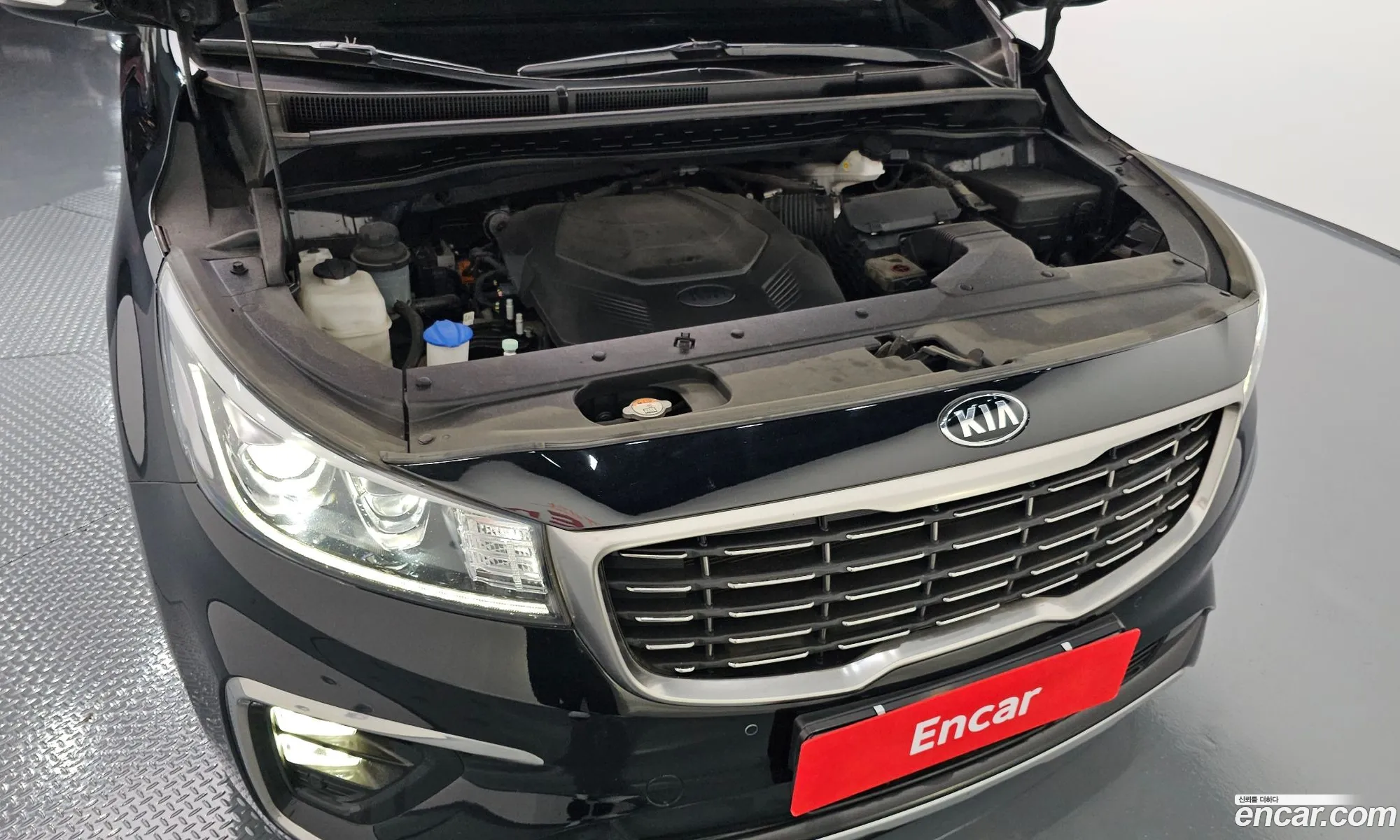 Kia Carnival Iii Gasoline 9-Seater Noblesse 2018 - фотография 12391176