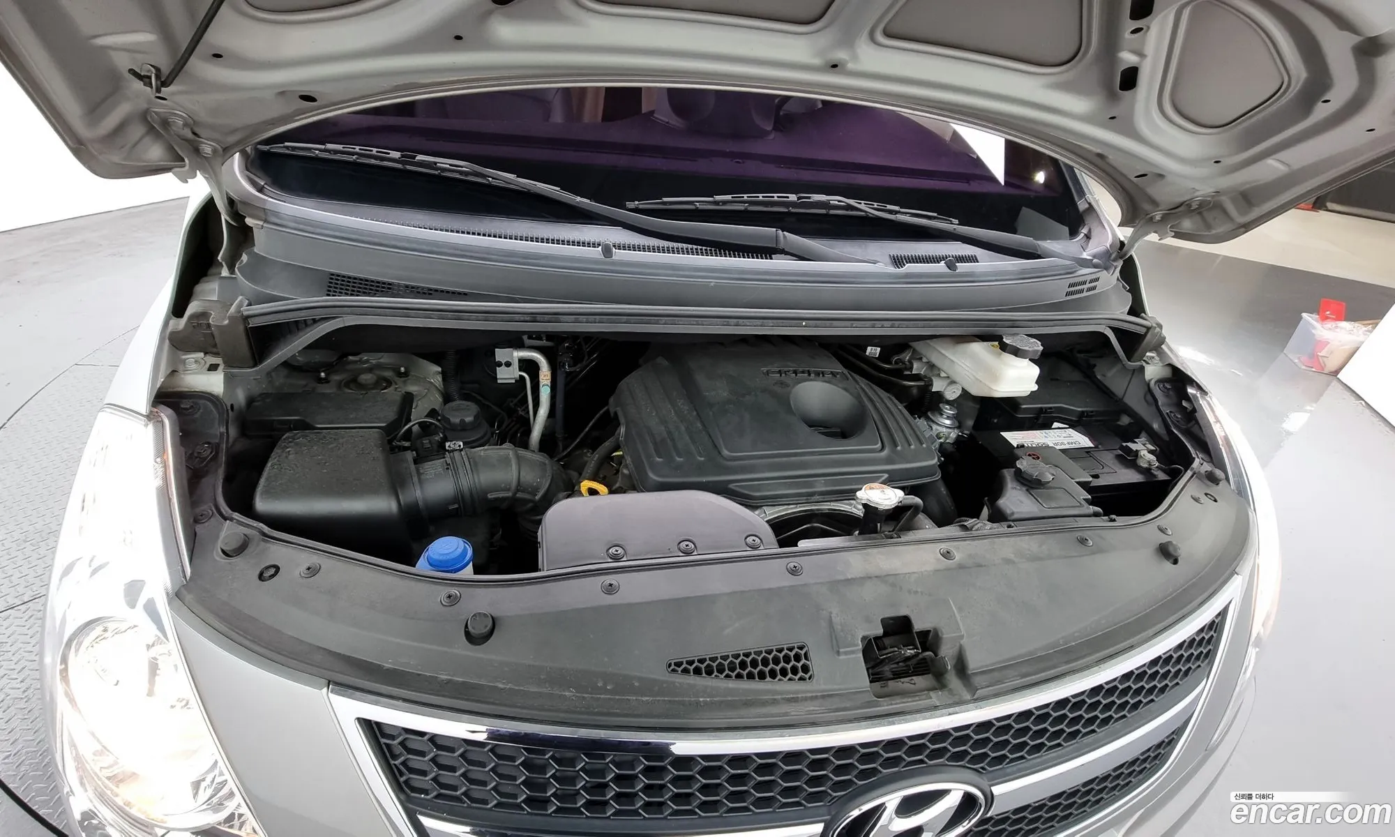 Hyundai Starex Camping Car 2014 - фотография 12143764