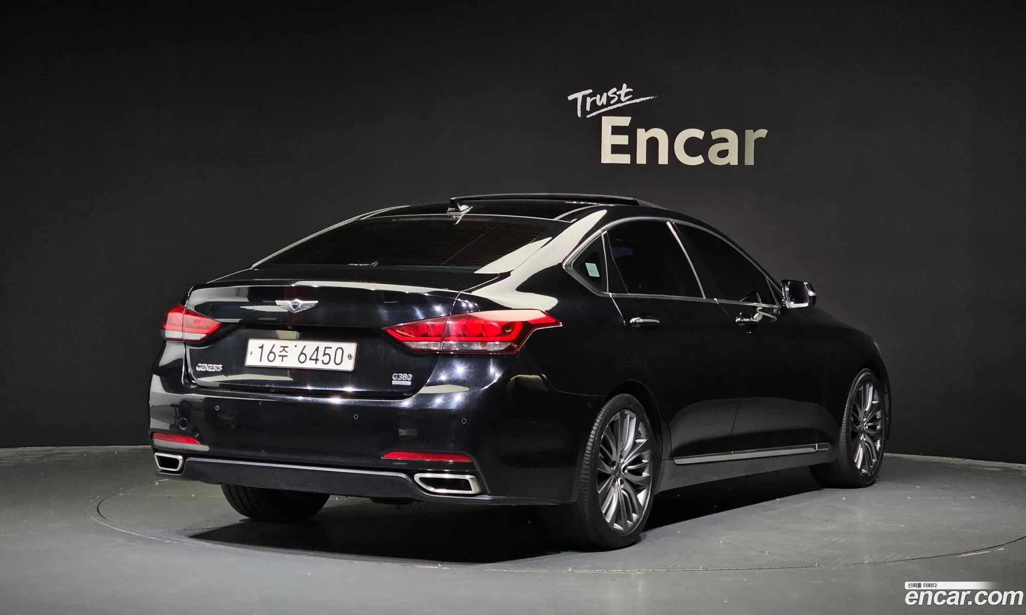 Hyundai Genesis Ii G380 Exclusive Awd 2015 - фотография 12814467