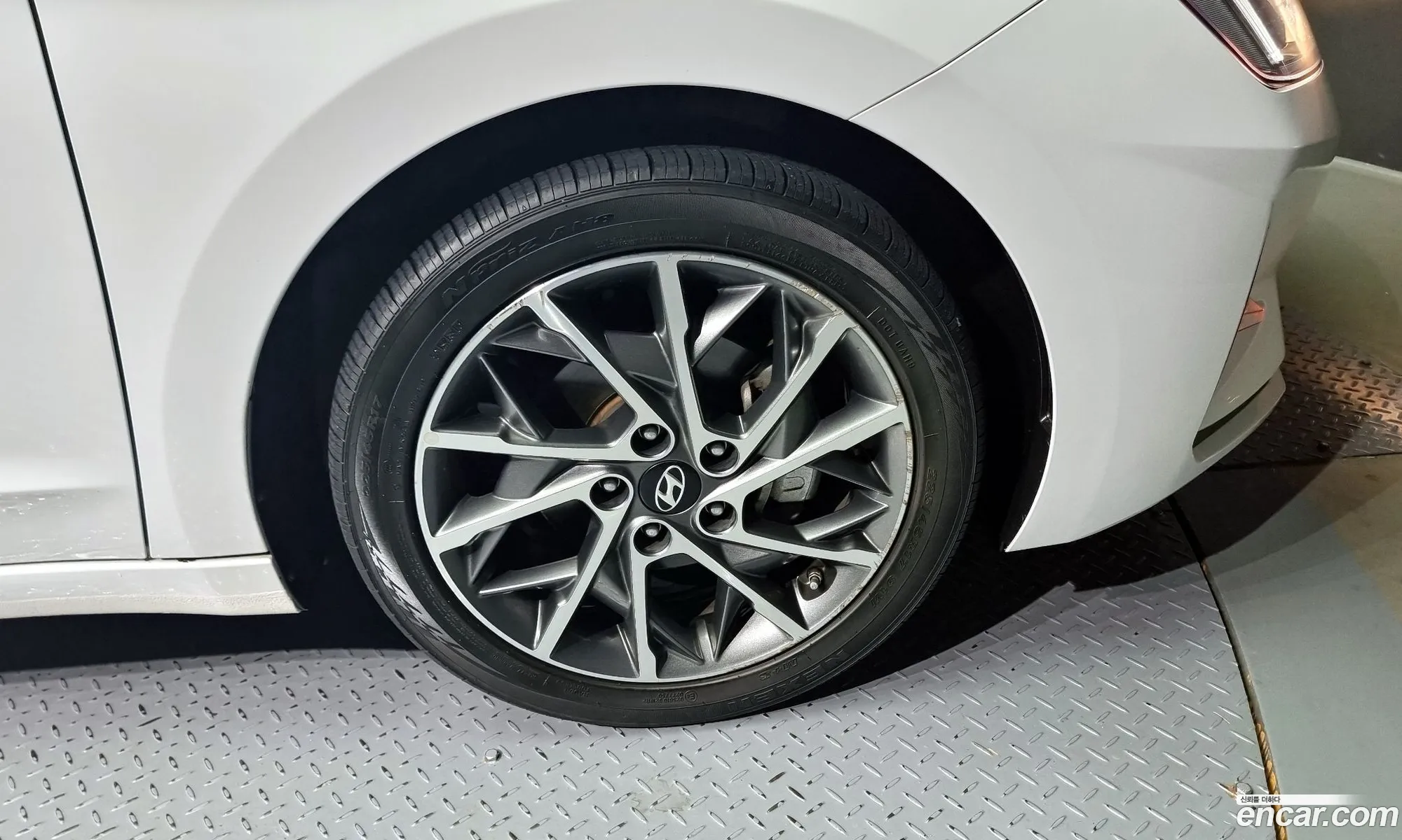 Hyundai Avante Vi 16 2019 - фотография 18181508
