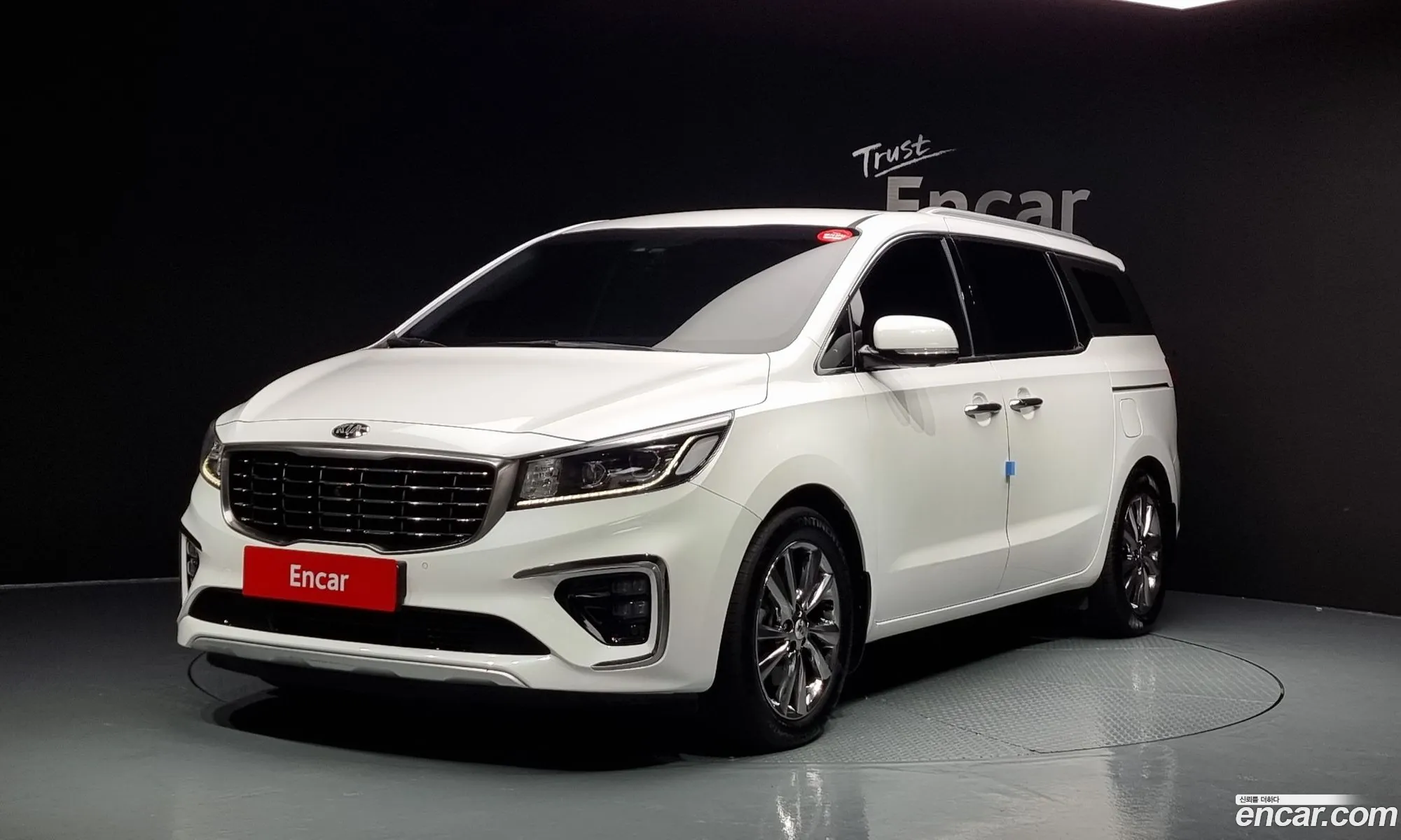 Kia Carnival Iii 9-Seater Noblesse Special 2019 - фотография 15815028