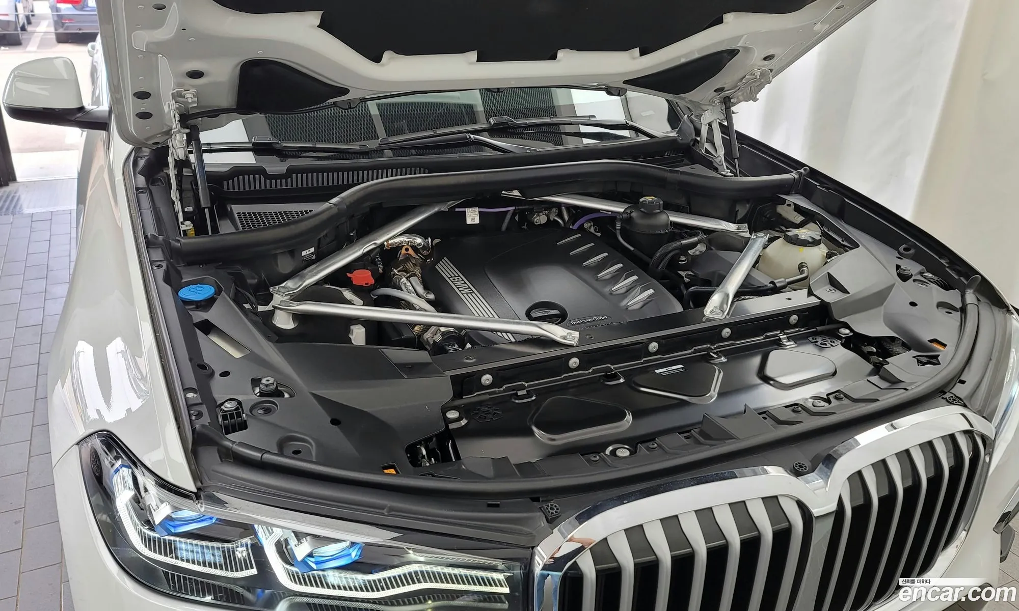 BMW X7 G07 ​​xDrive 40D M Sports 6-Seater - фотография 338151