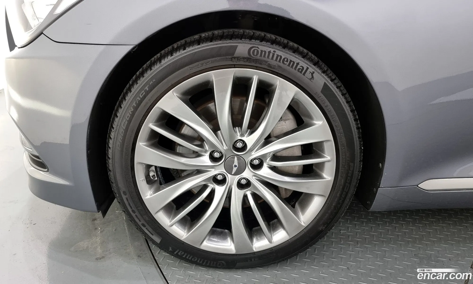 Hyundai Genesis Ii G330 Premium Awd 2016 - фотография 12169342