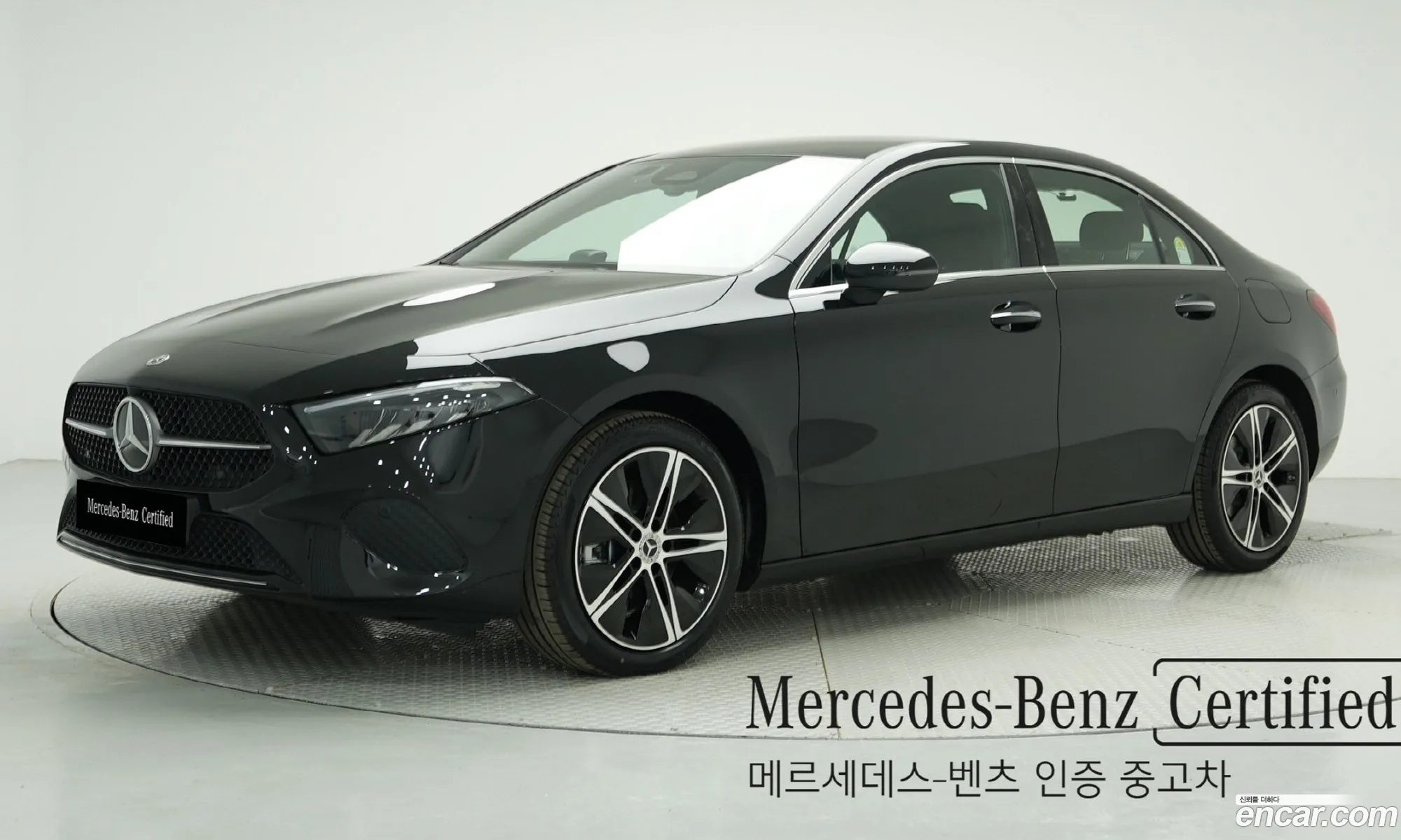 Mercedes-Benz A-Klasse A220 Sedan 2024 - фотография 13165436
