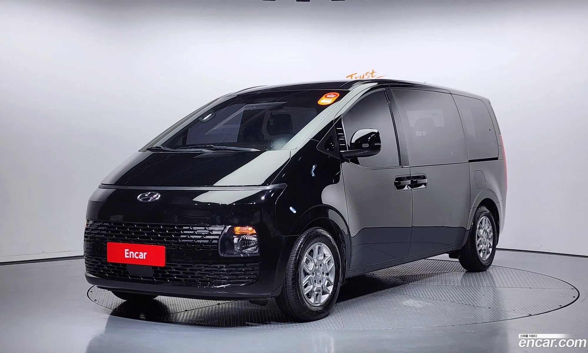 Hyundai Staria Staria L35 Tourer 11-Seater 2021 - фотография 11375429