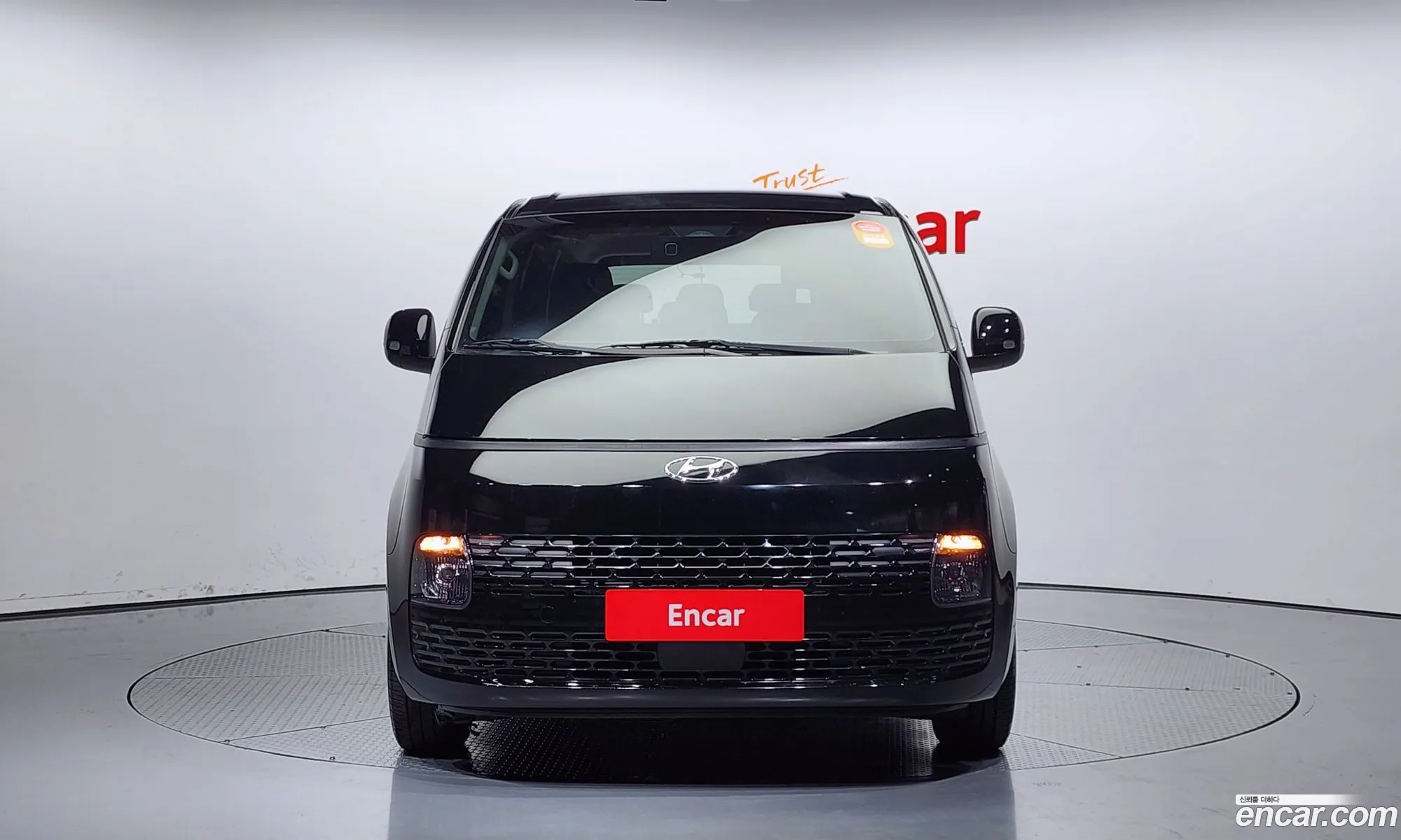 Hyundai Staria Staria L35 Tourer 11-Seater 2021 - фотография 11375431