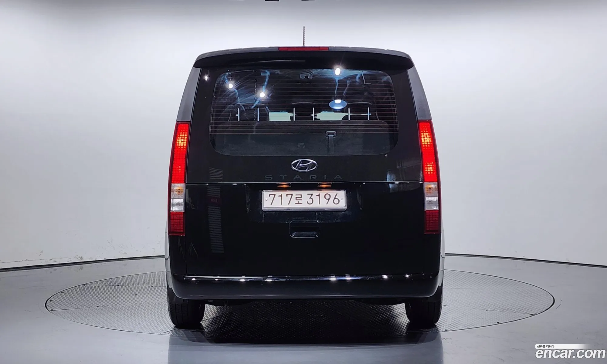 Hyundai Staria Staria L35 Tourer 11-Seater 2021 - фотография 11375432