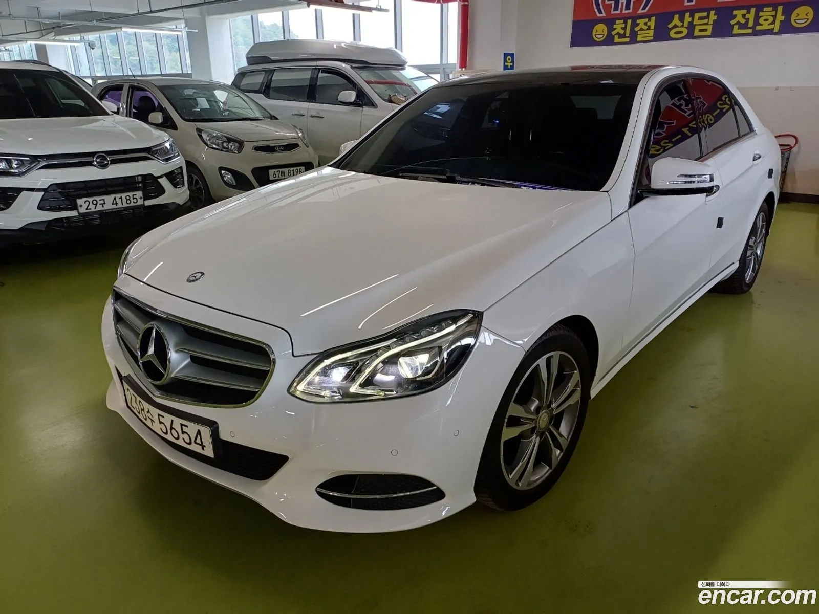 Mercedes-Benz E-Klasse E220 Bluetech Avantgarde 2016 - фотография 13661271