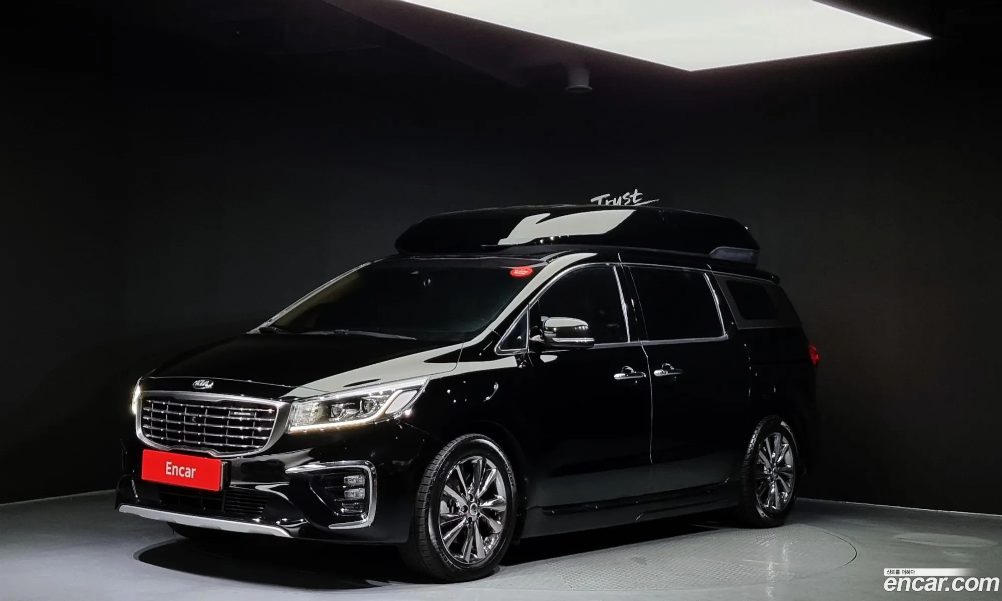 Kia Carnival Iii Gasoline 9-Seater High Limousine 2019 - фотография 11309802