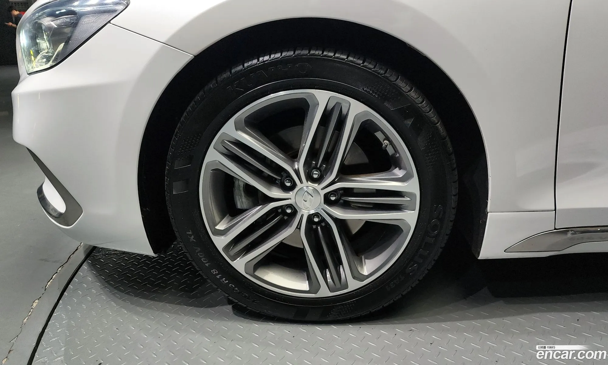 Hyundai Grandeur Vi 24 Premium 2018 - фотография 12032286