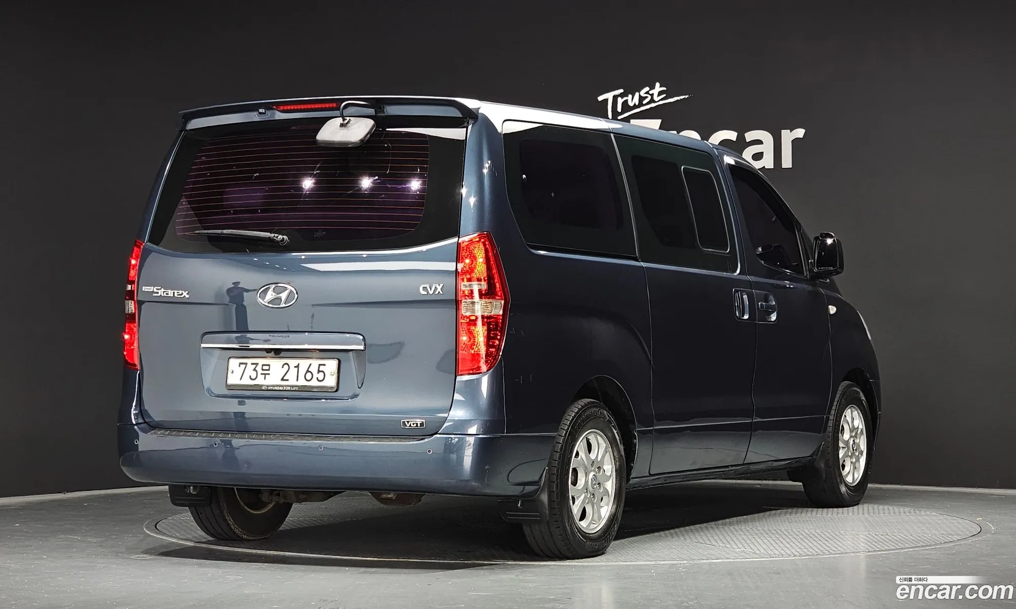 Hyundai Starex 12-Seater Wagon 2012 - фотография 18418680