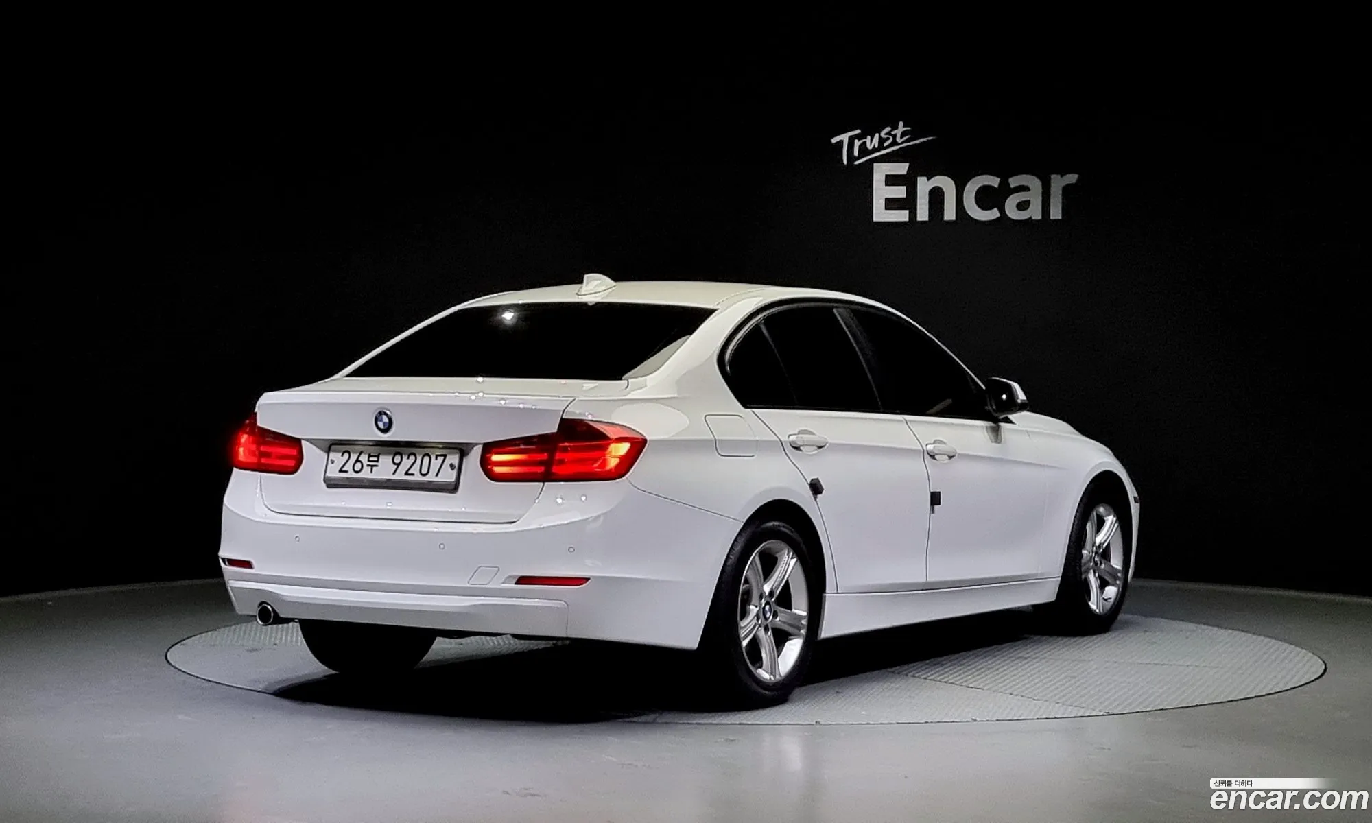 BMW 3 Series F30 320D - фотография 14143253