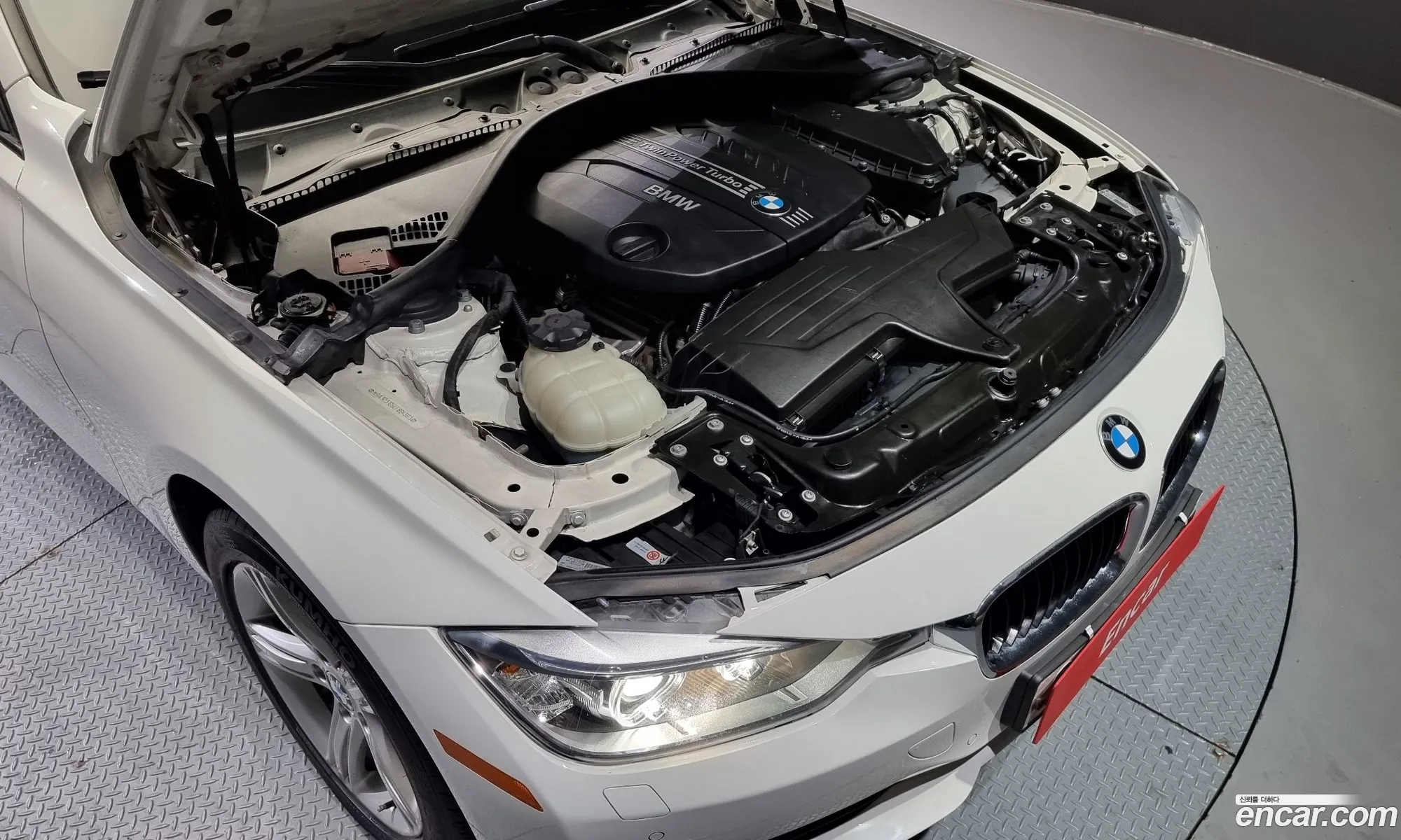 BMW 3 Series F30 320D - фотография 14143257