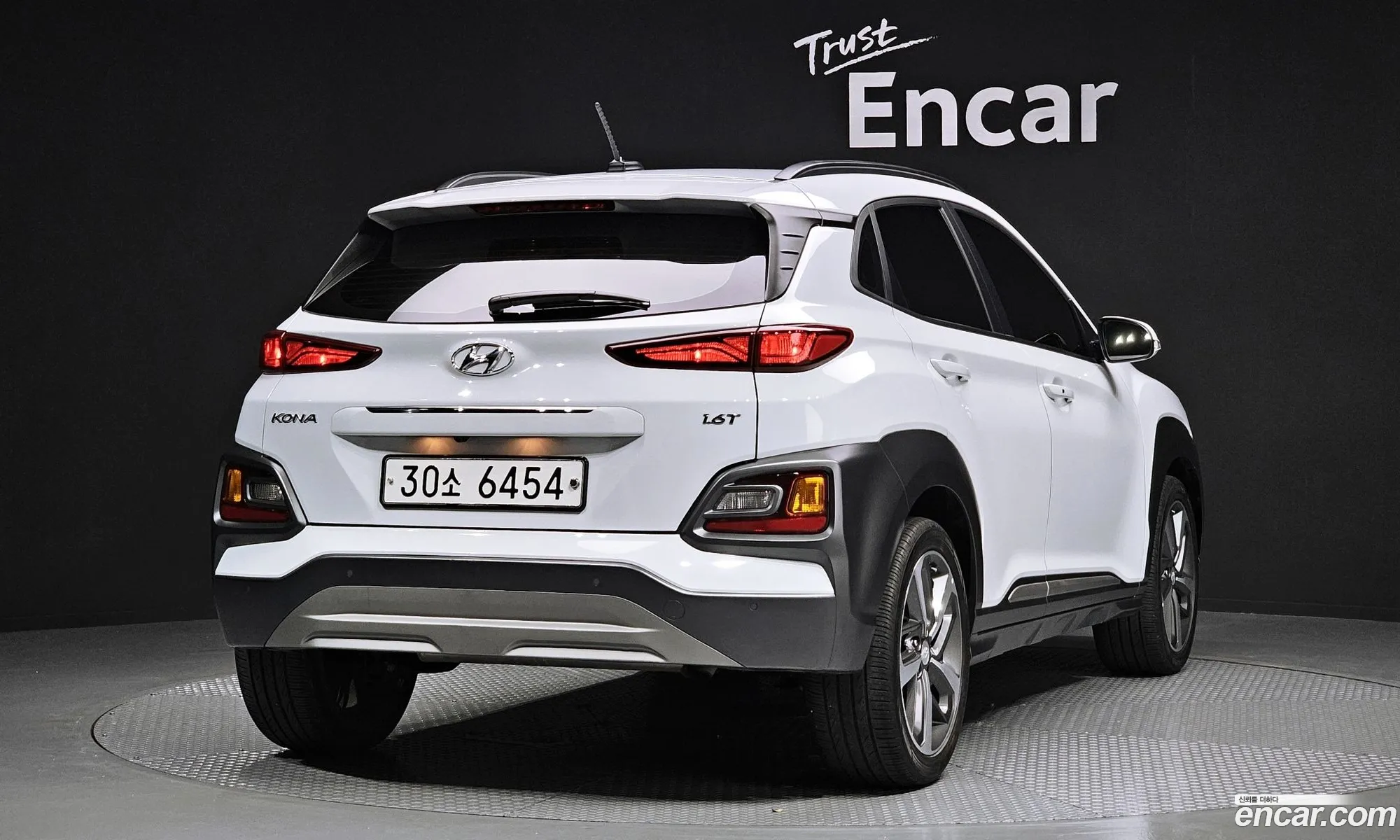 Hyundai Kona I 16 Turbo 2Wd 2019 - фотография 16009022