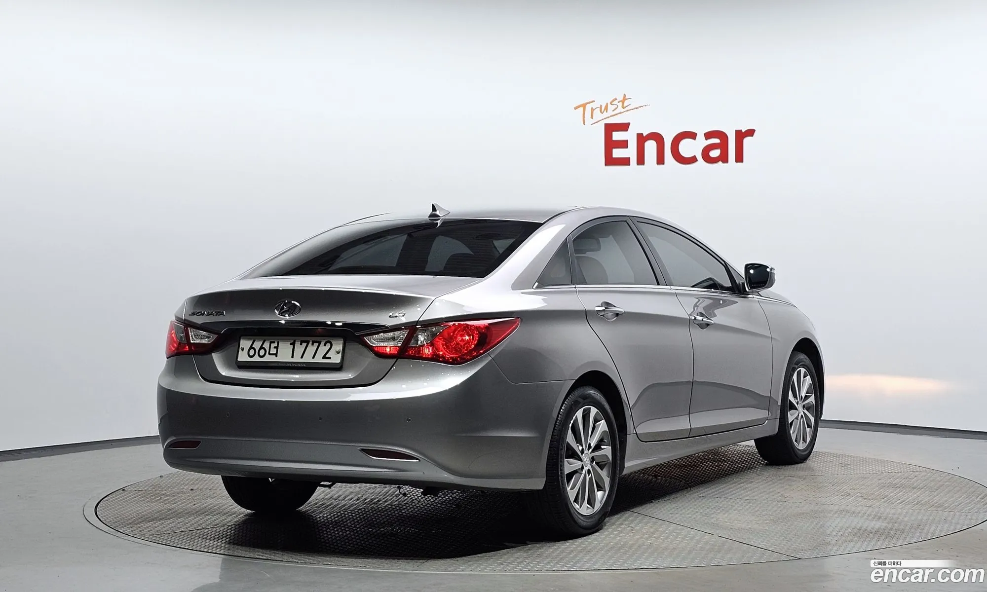 Hyundai Sonata Lpi Smart 2014 - фотография 15878654