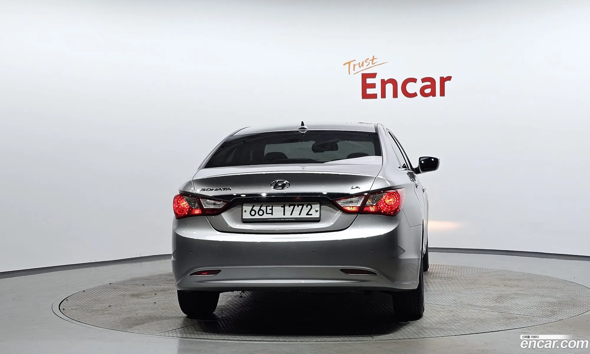 Hyundai Sonata Lpi Smart 2014 - фотография 15878656