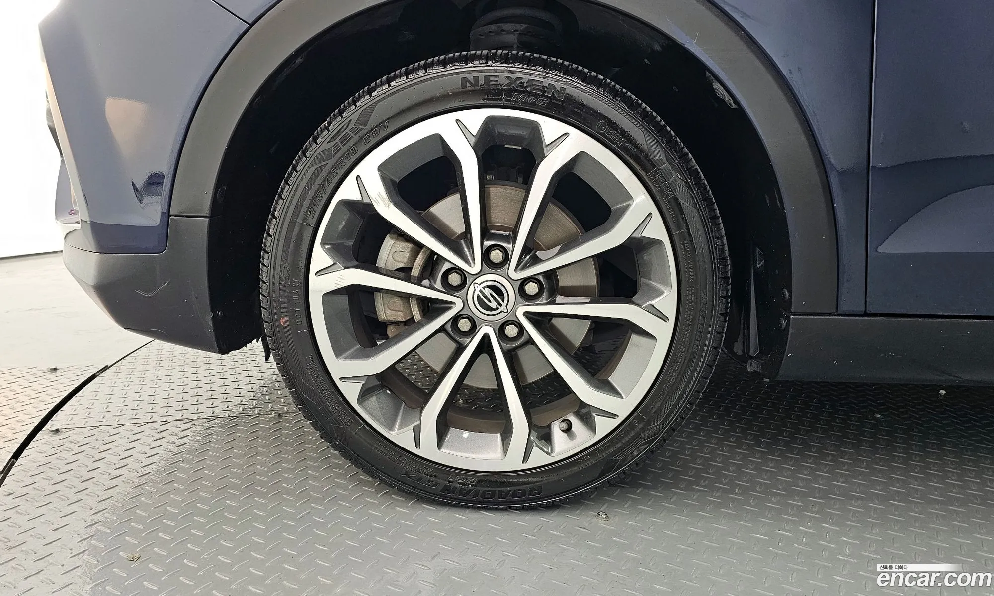 Ssangyong Tivoli Tivoli Vx 2Wd 2018 - фотография 17284124