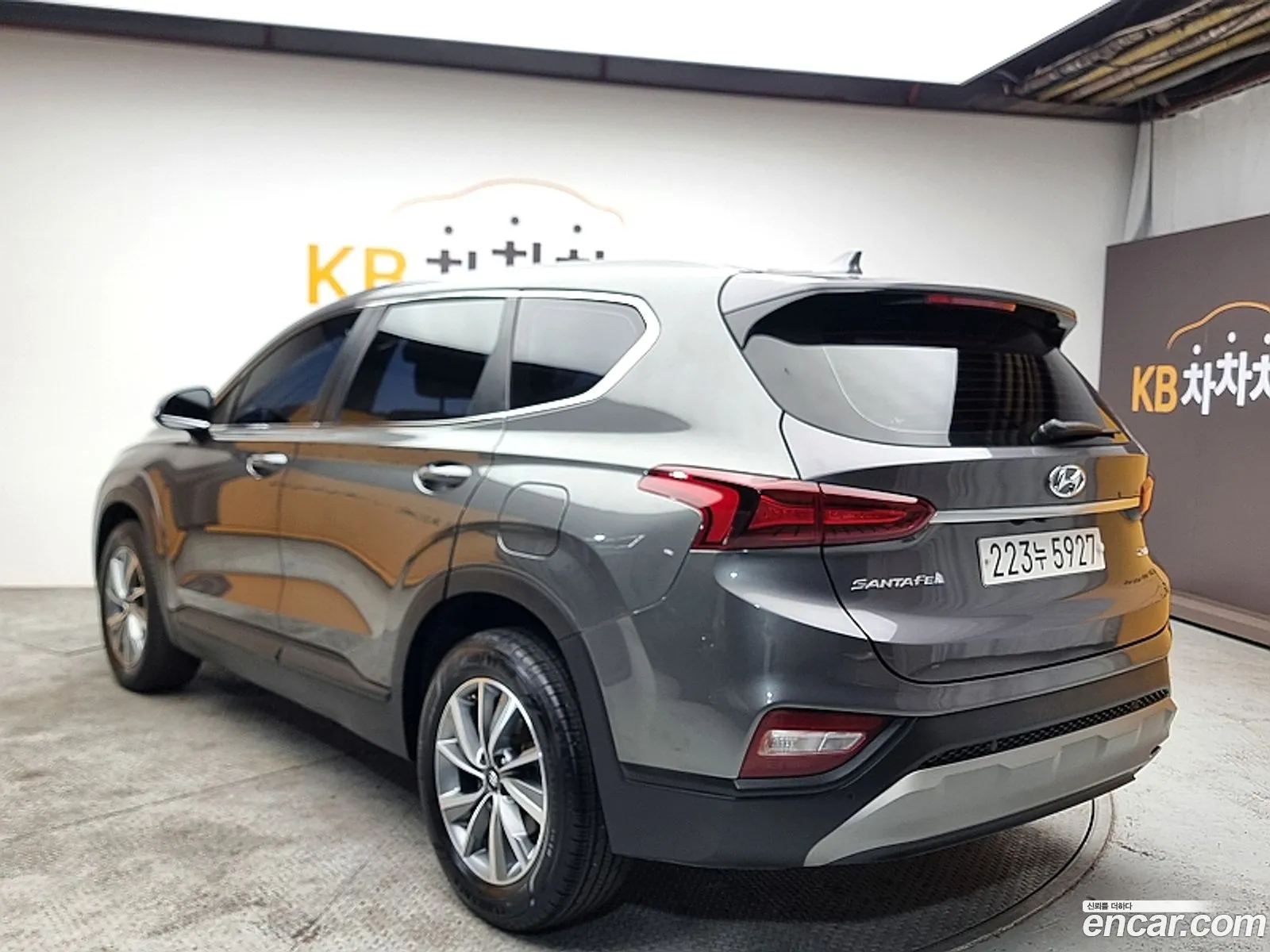 Hyundai Santa Fe Diesel 20 2Wd 2018 - фотография 19183656