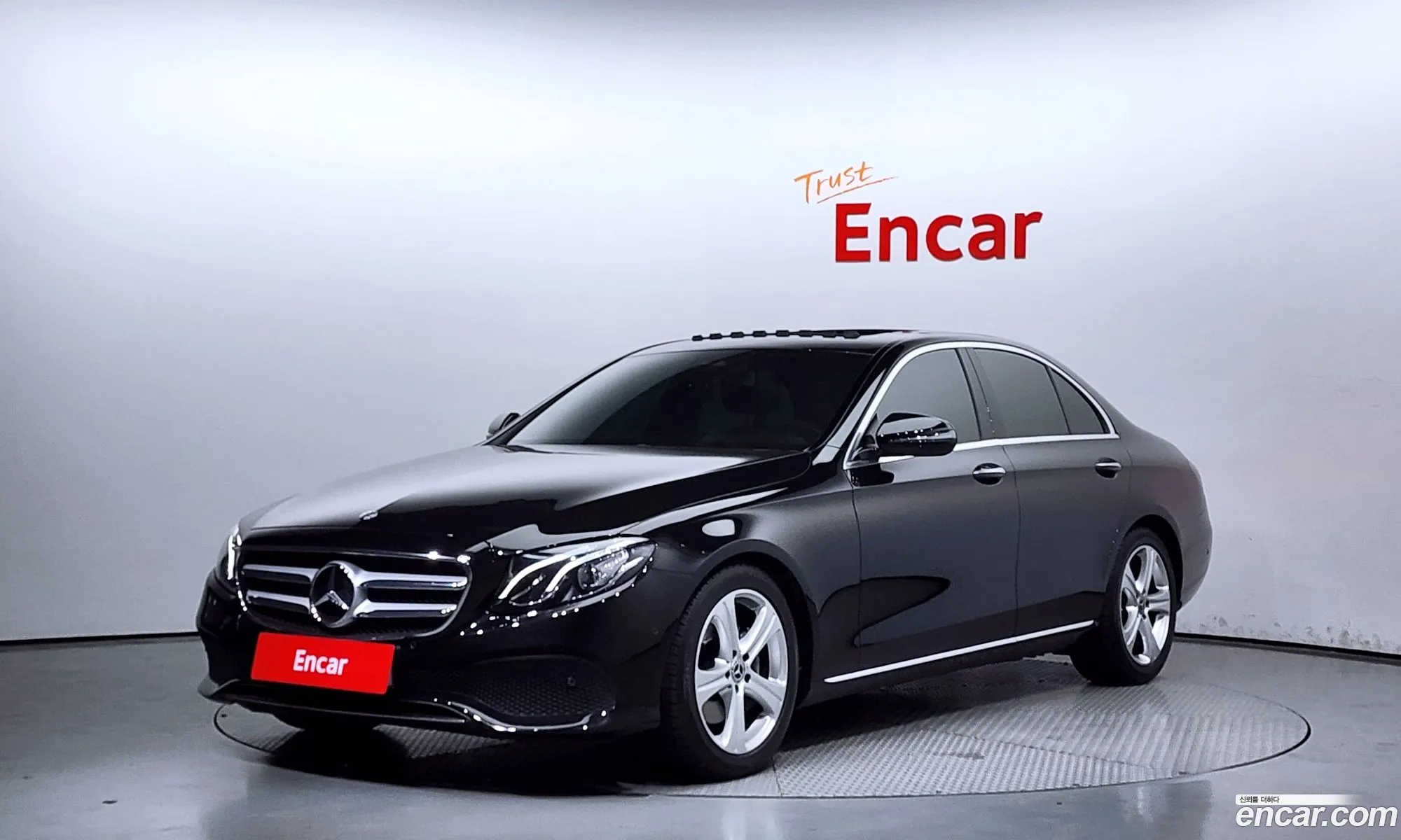 Mercedes-Benz E-Klasse V W213 S213 C238 E200 Avant Garde 2018 - фотография 12585785