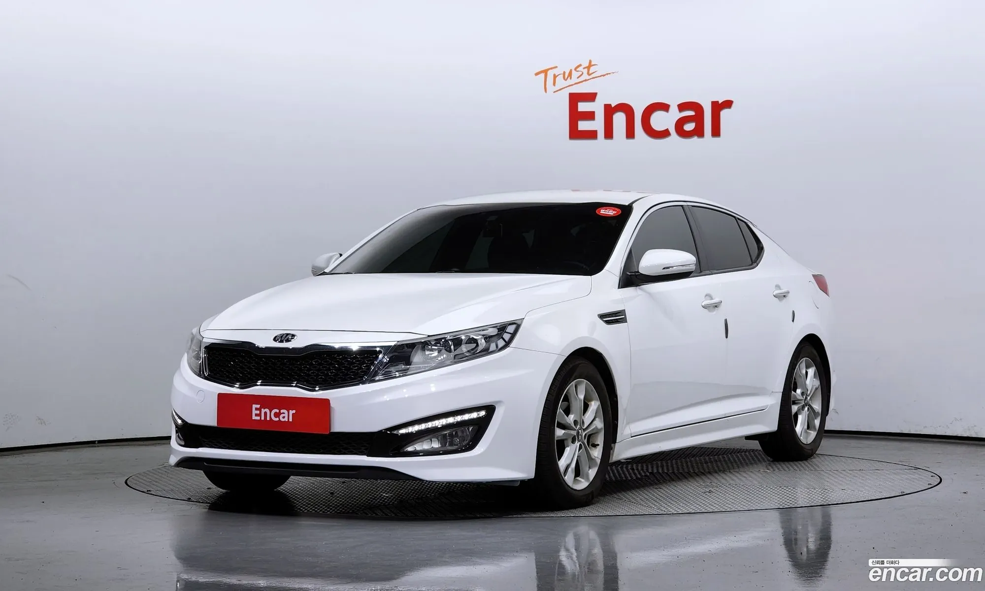 Kia K5 I 20 Prestige 2013 - фотография 13537886