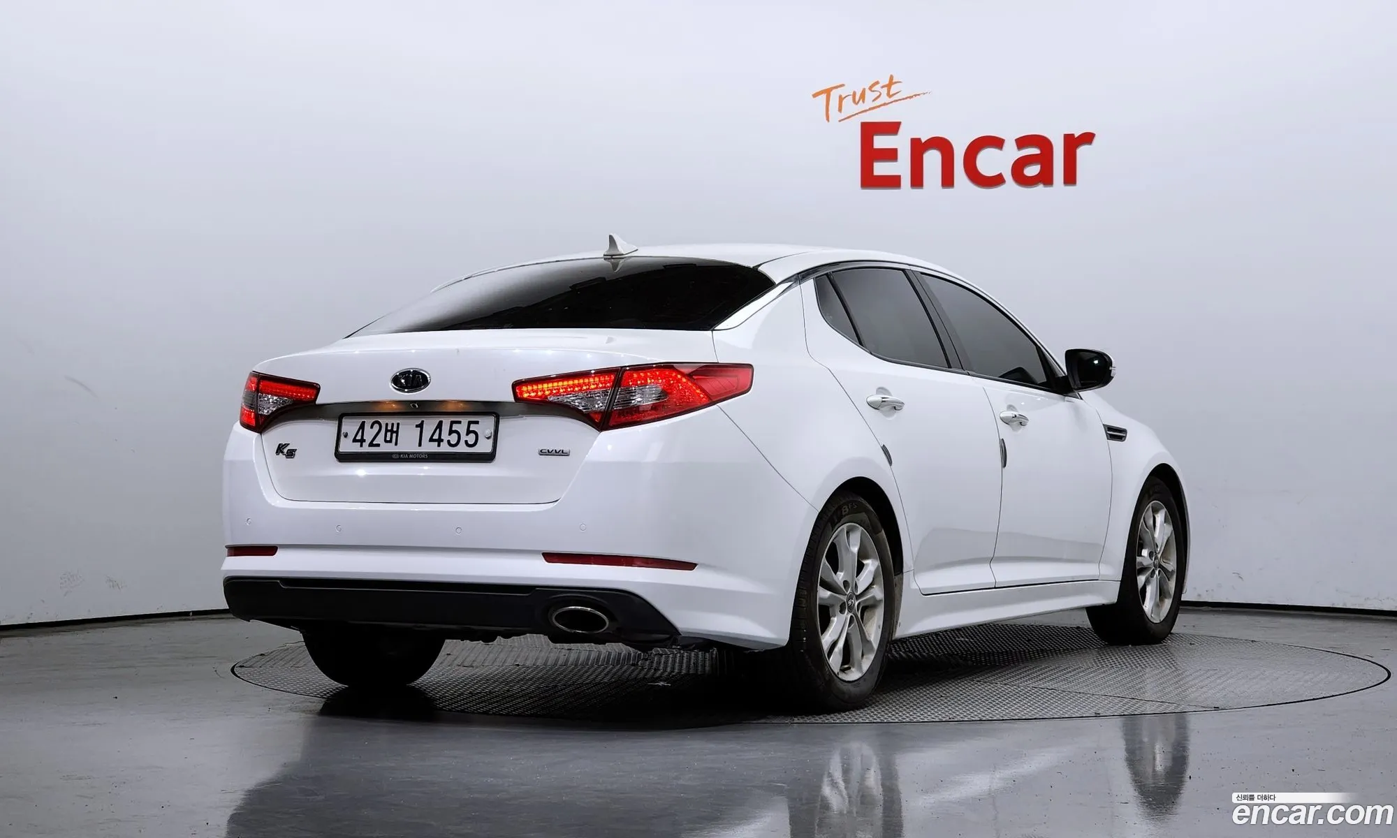 Kia K5 I 20 Prestige 2013 - фотография 13537887