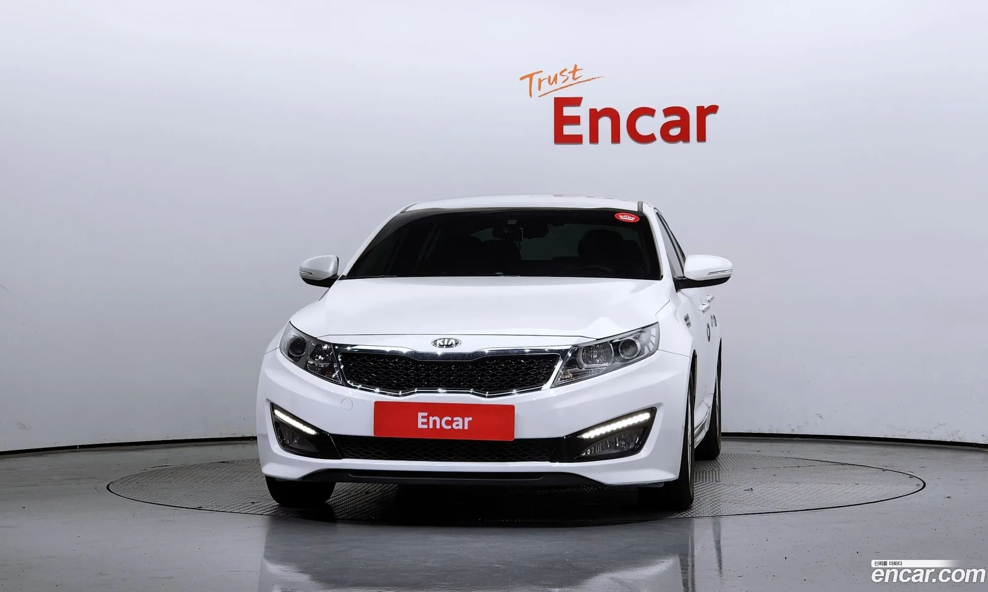 Kia K5 I 20 Prestige 2013 - фотография 13537888