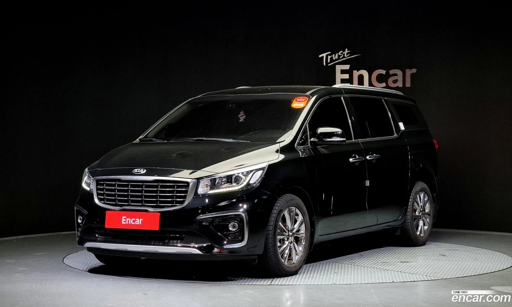 Kia Carnival Iii 9-Seater Prestige 2019 - фотография 16024911