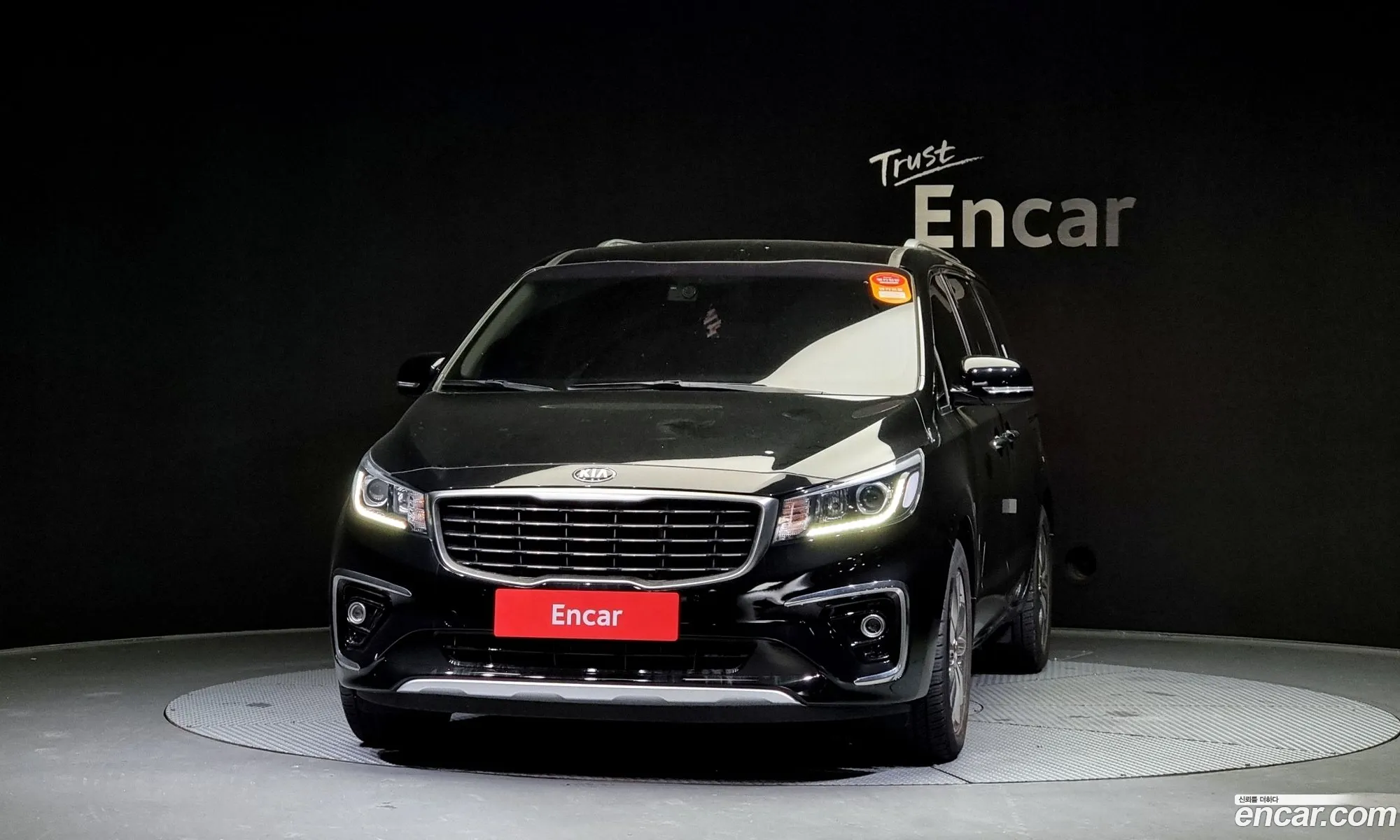 Kia Carnival Iii 9-Seater Prestige 2019 - фотография 16024914