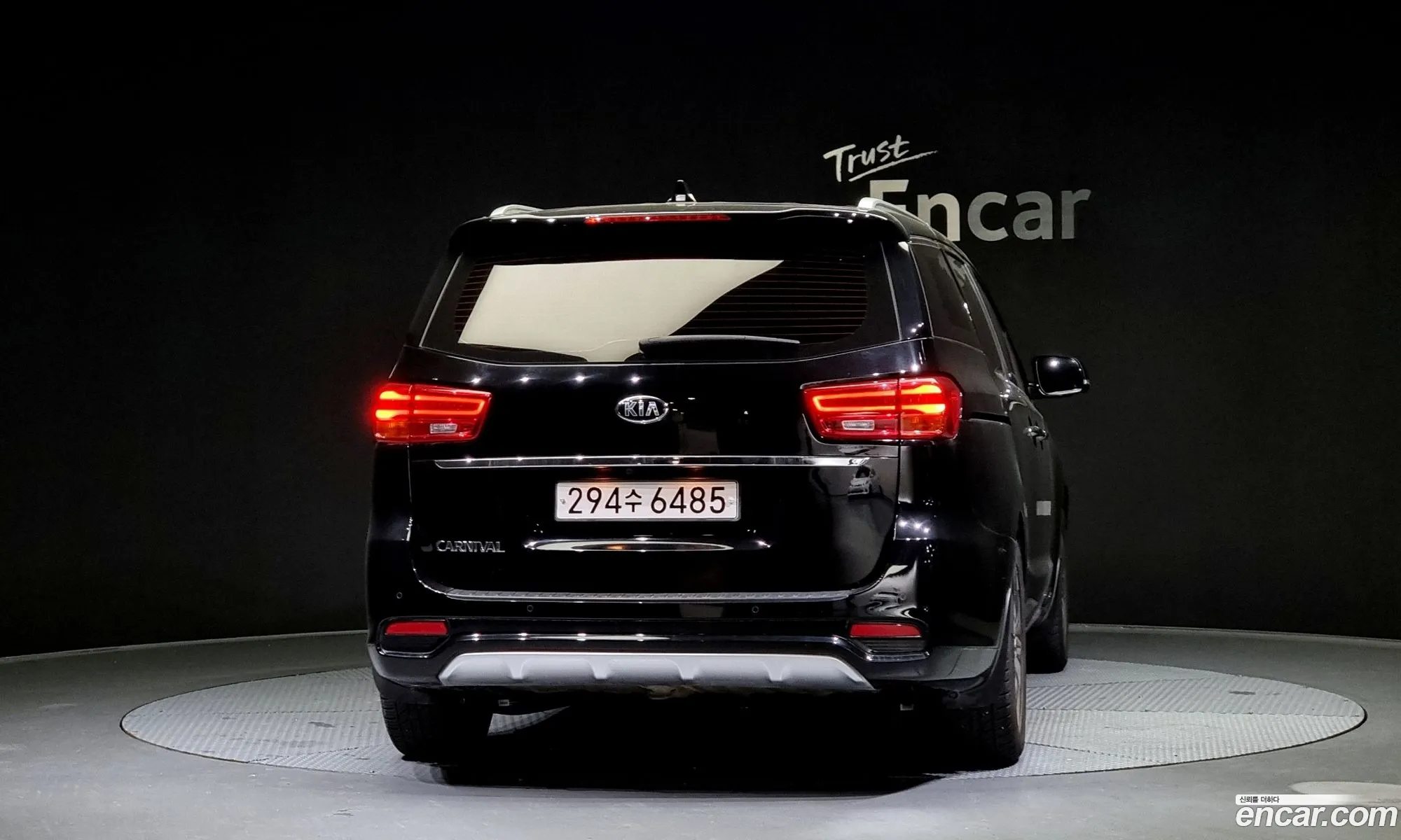 Kia Carnival Iii 9-Seater Prestige 2019 - фотография 16024916