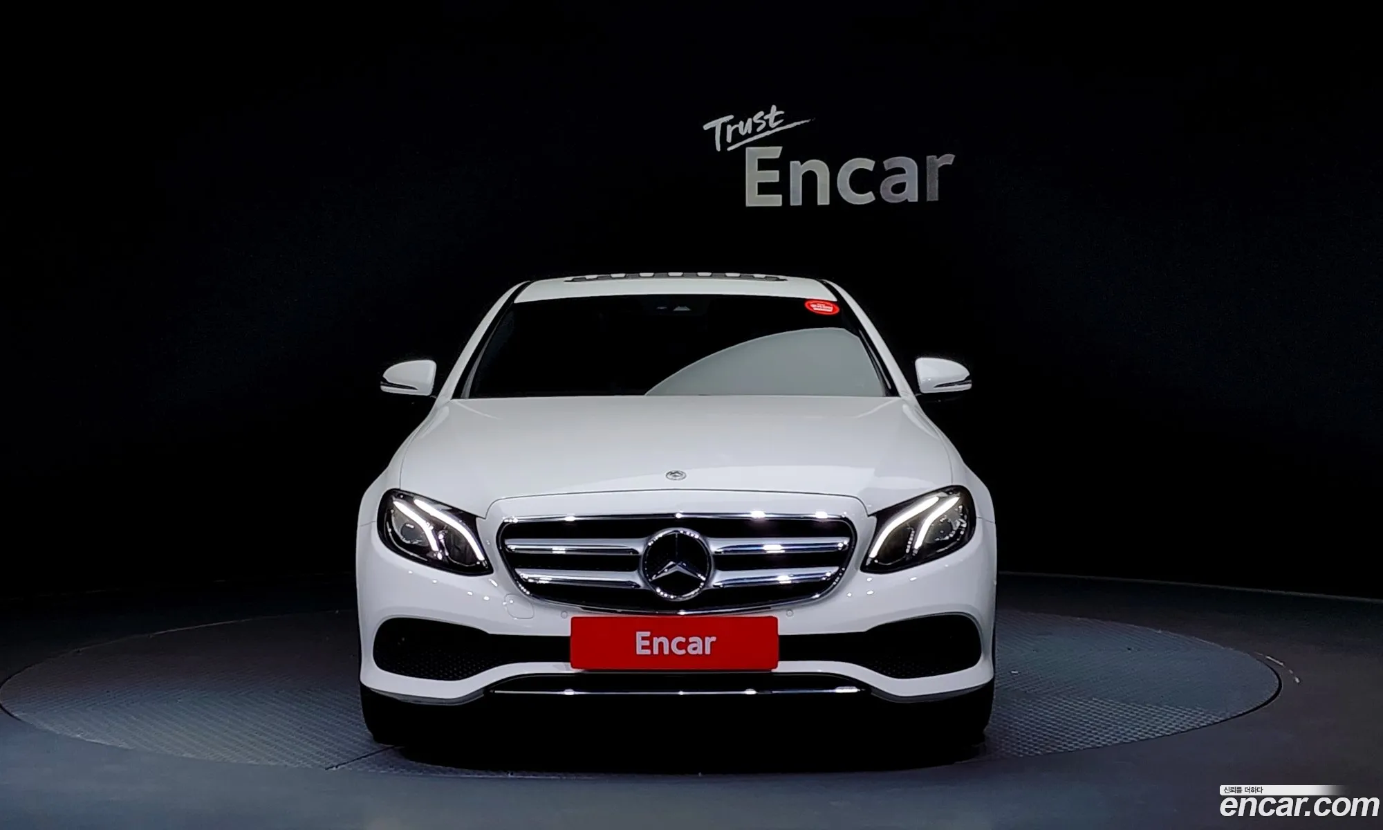 Mercedes-Benz E-Klasse V W213 S213 C238 E300 Avantgarde 2019 - фотография 12401579