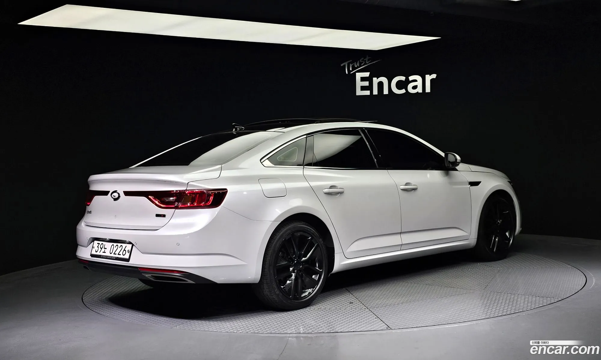 Renault Samsung Sm6 16 Tce Le 2016 - фотография 11134356
