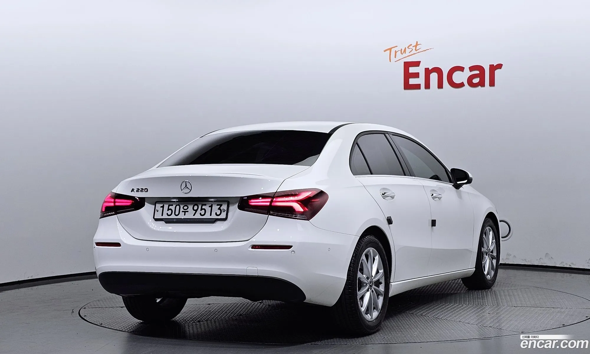 Mercedes-Benz A-Klasse Iv W177 A220 Sedan 2020 - фотография 14078603