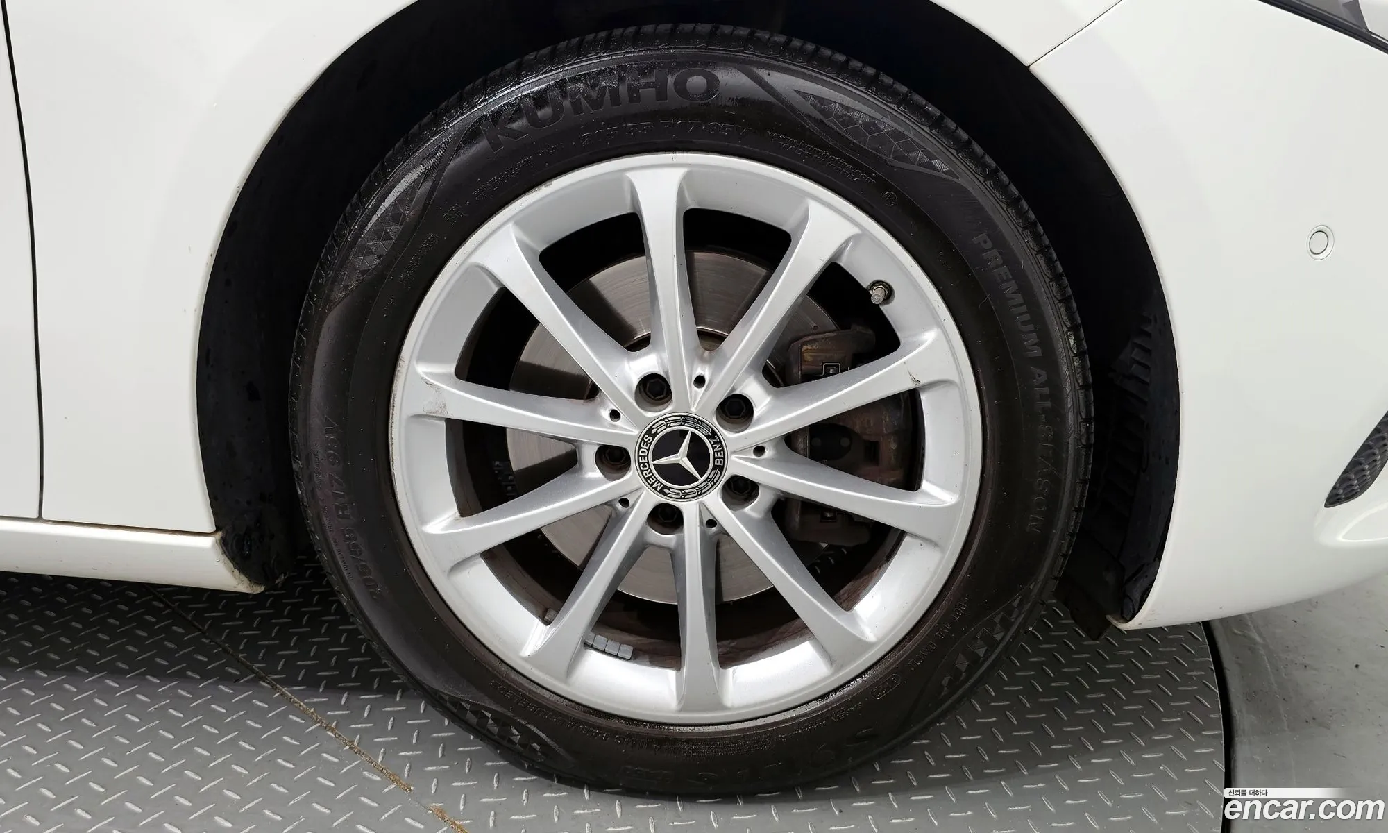 Mercedes-Benz A-Klasse Iv W177 A220 Sedan 2020 - фотография 14078606