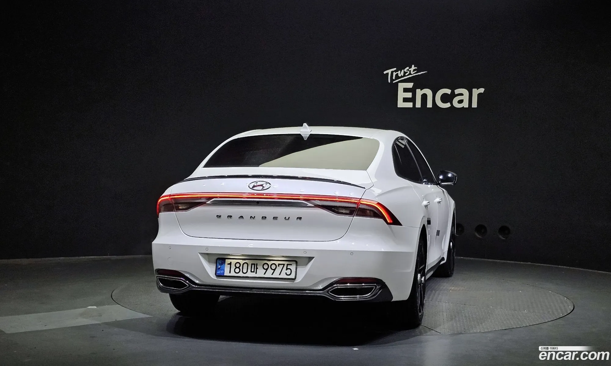 Hyundai Grandeur Vi 33 2022 - фотография 14074019