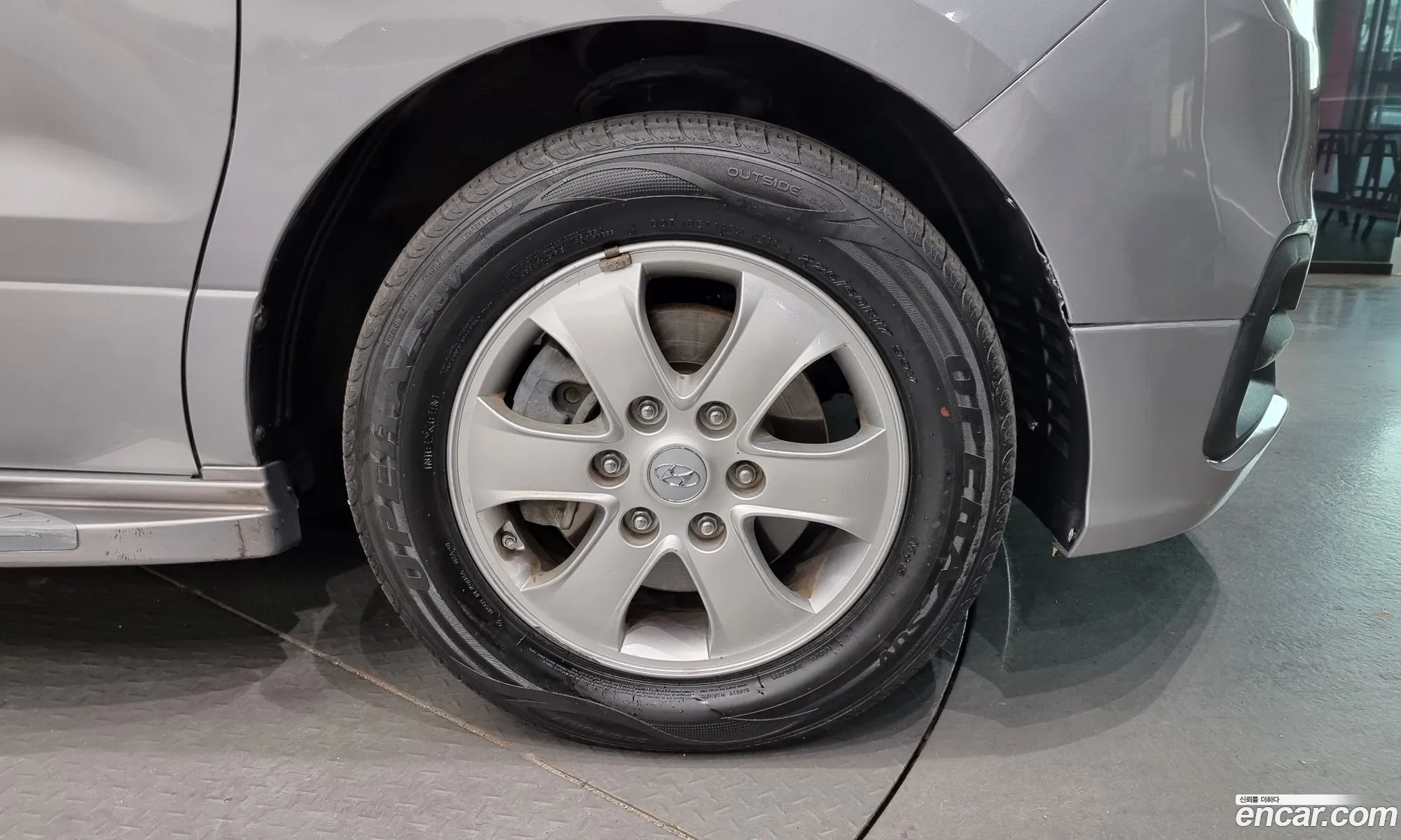 Hyundai Starex Wagon 12-Seater 2020 - фотография 18321497