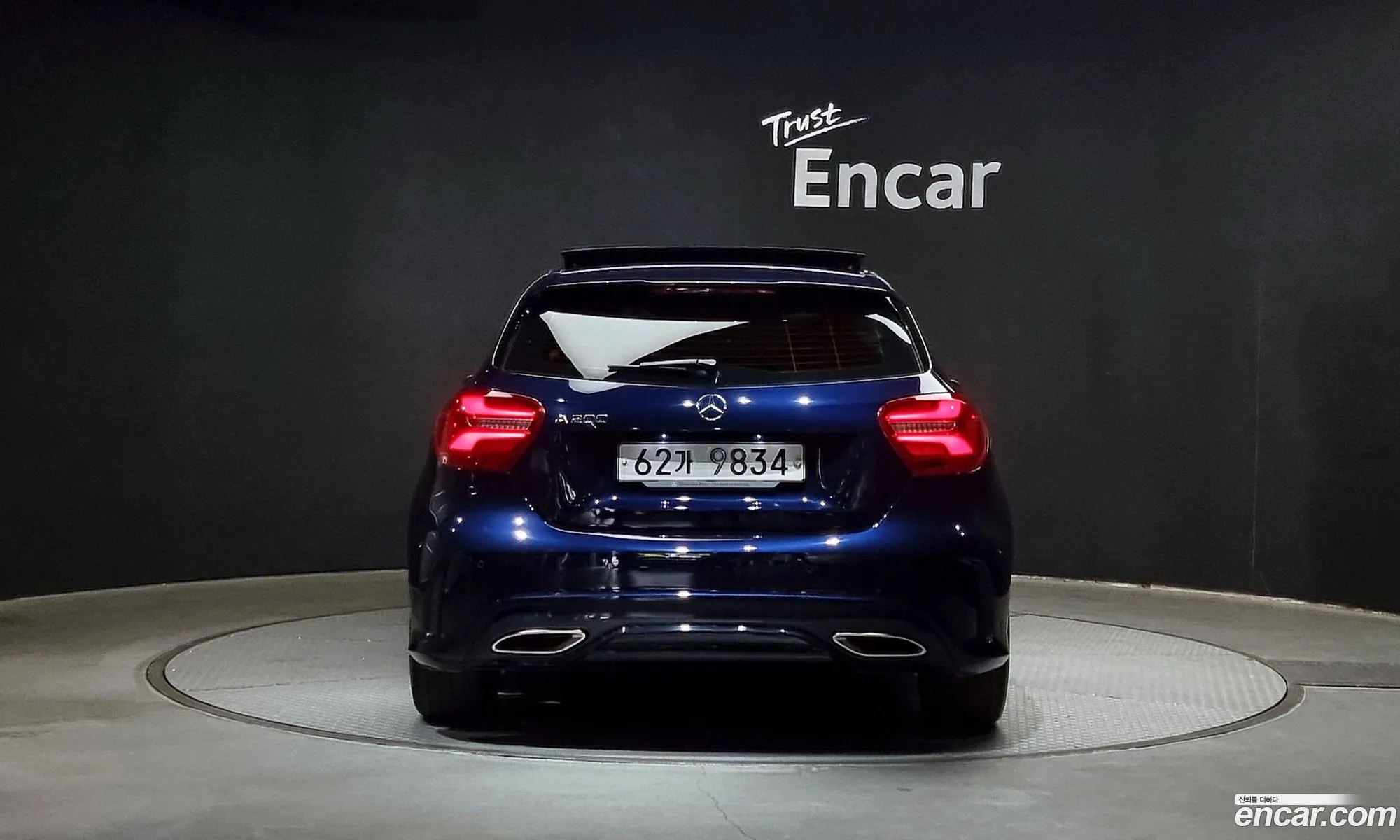 Mercedes-Benz A-Klasse A200 Amg Line 2018 - фотография 12784019