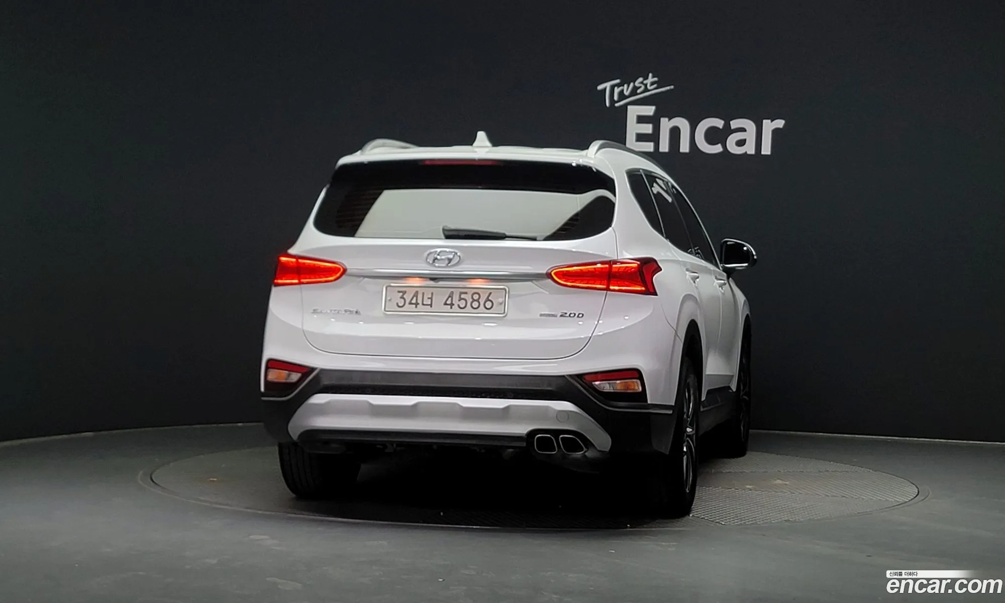 Hyundai Santa Fe Diesel 20 4Wd 2018 - фотография 19259280