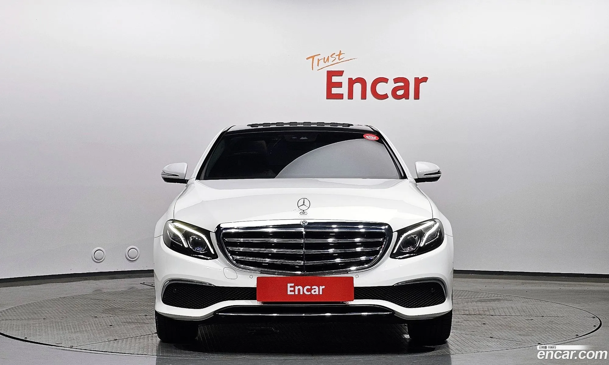 Mercedes-Benz E-Klasse V W213 S213 C238 E220D 4Matic Exclusive 2019 - фотография 12771612