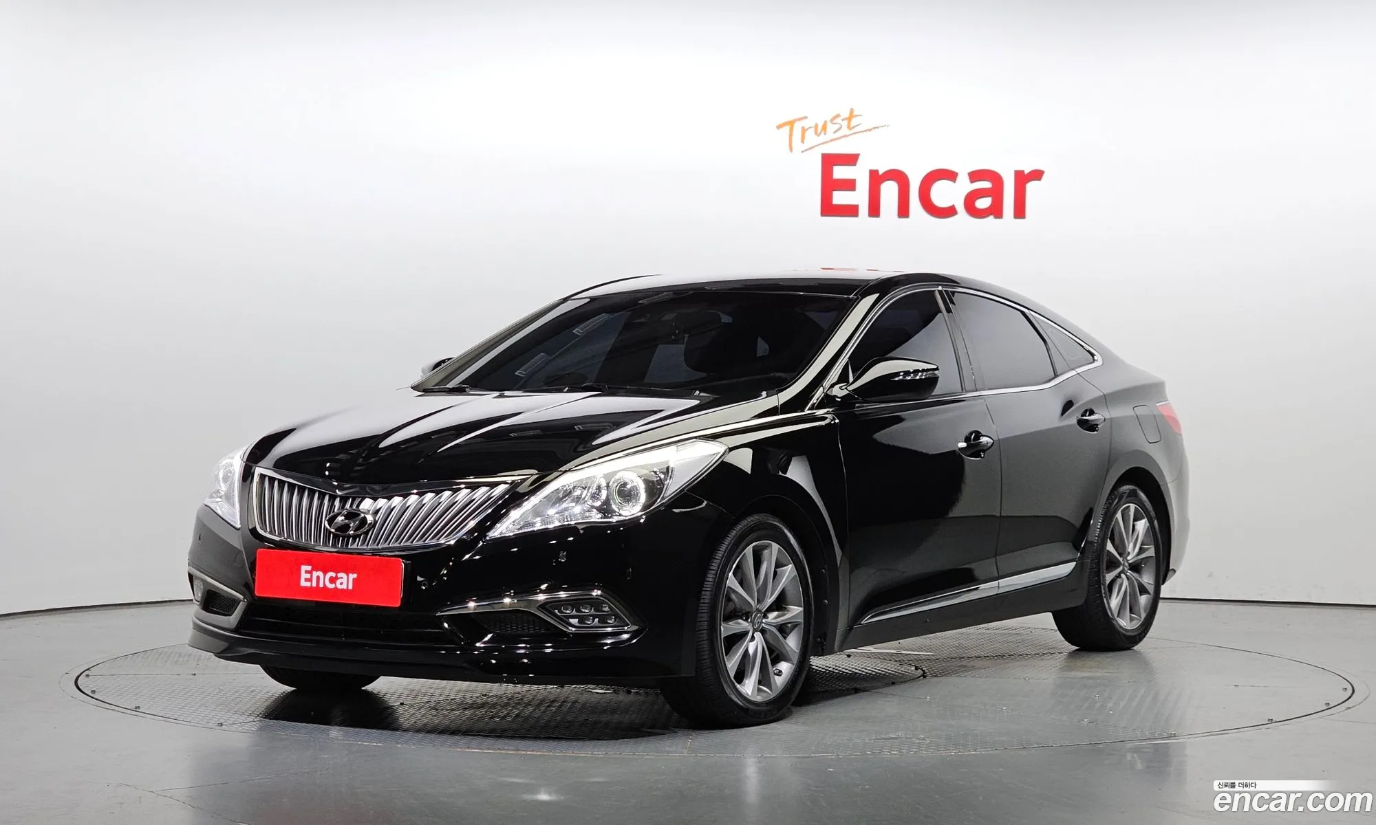 Hyundai Grandeur V Hg240 Modern 2015 - фотография 11376967