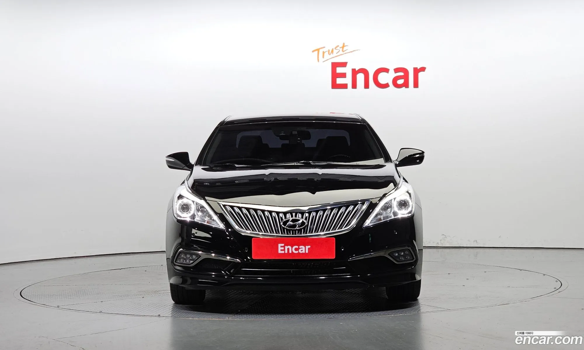 Hyundai Grandeur V Hg240 Modern 2015 - фотография 11376969