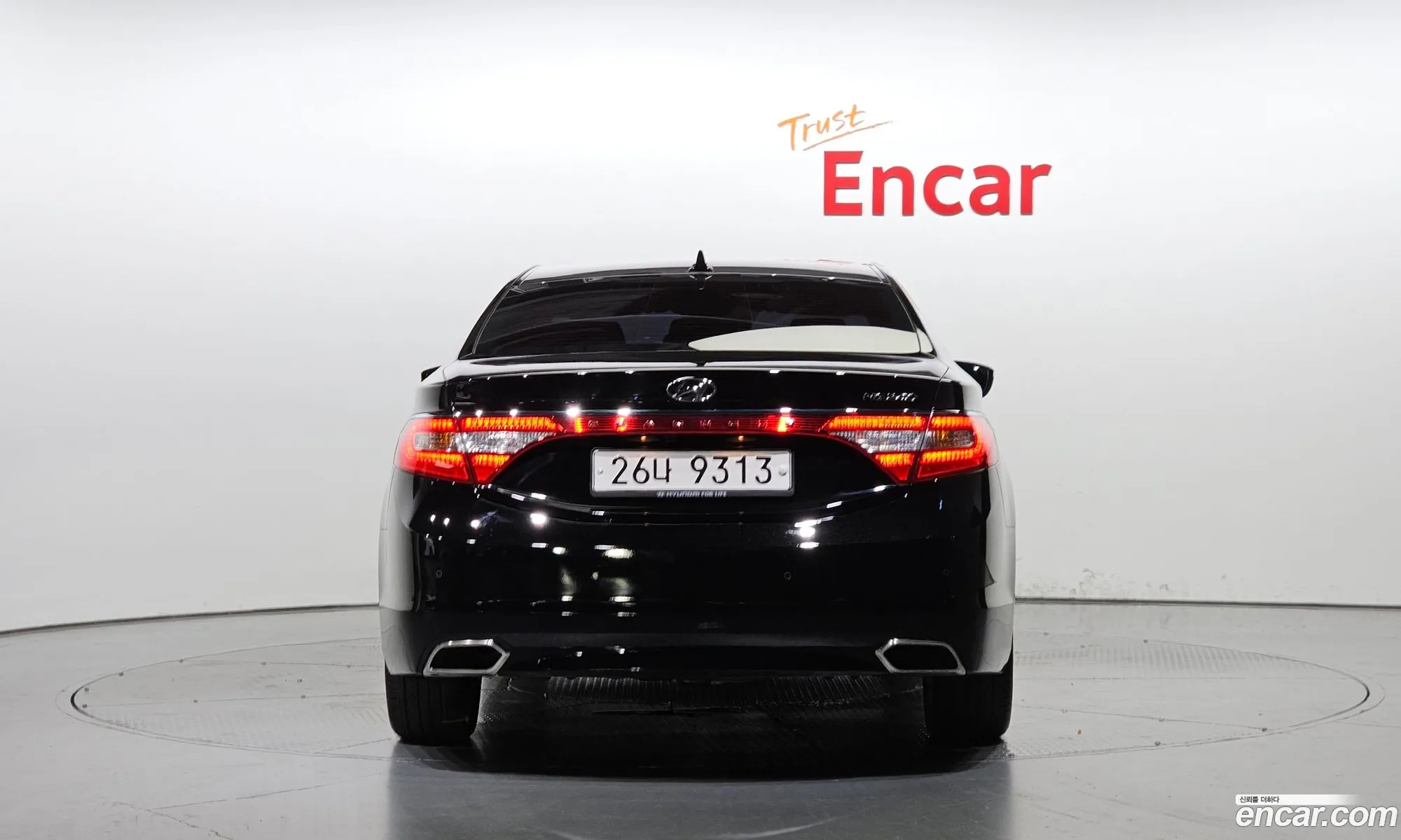 Hyundai Grandeur V Hg240 Modern 2015 - фотография 11376970