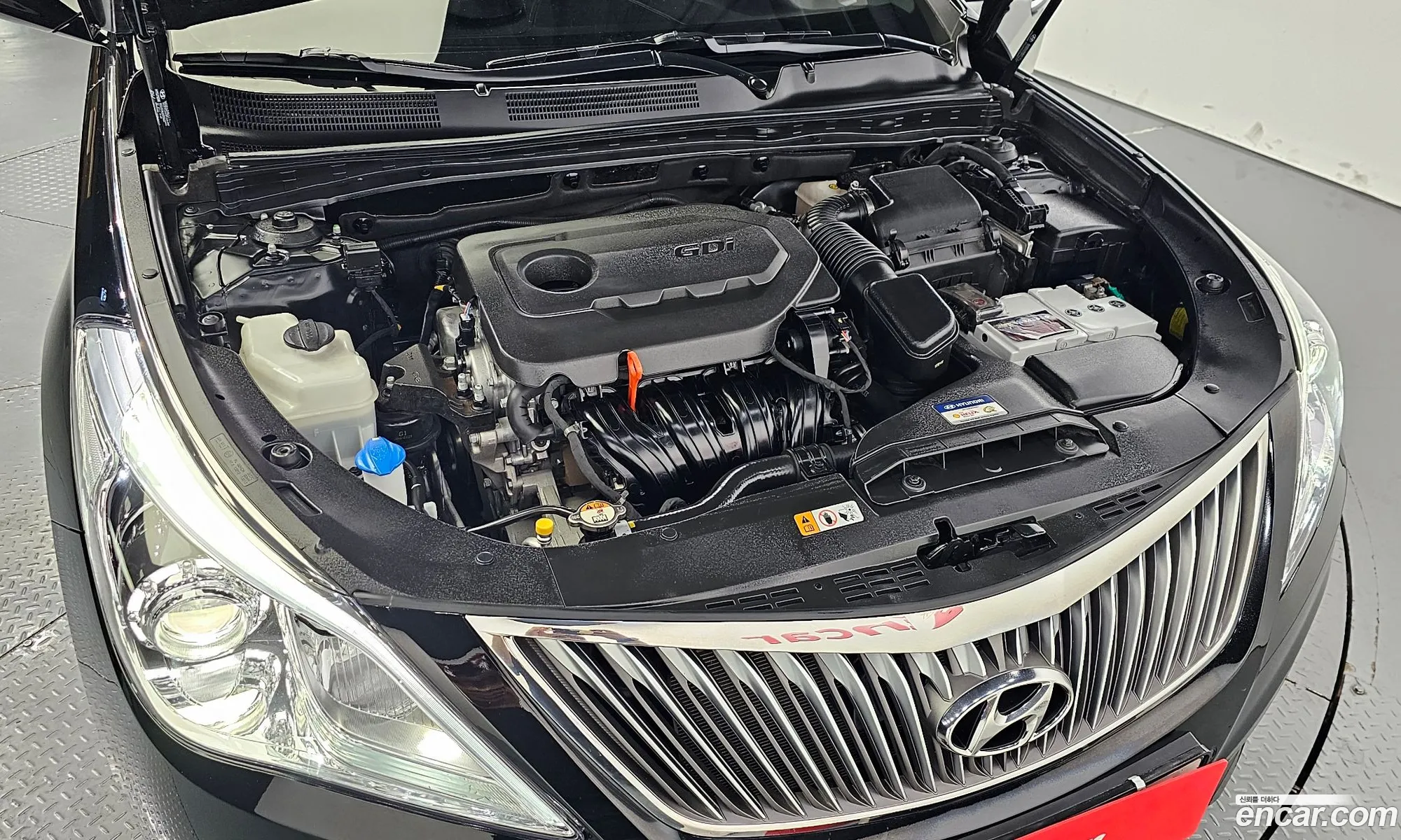 Hyundai Grandeur V Hg240 Modern 2015 - фотография 11376972