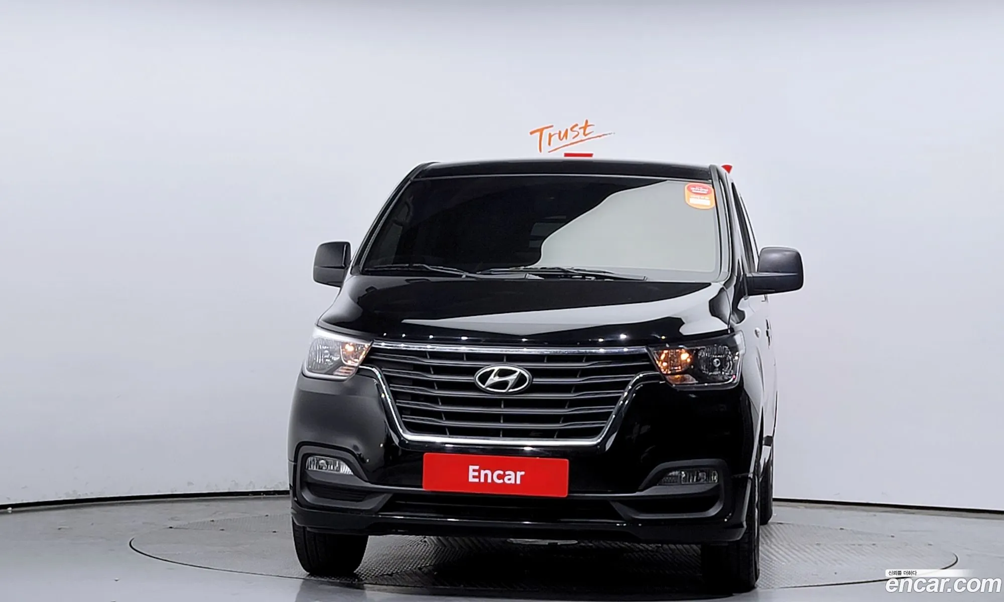 Hyundai Starex 3-Seater Van 2021 - фотография 15997149