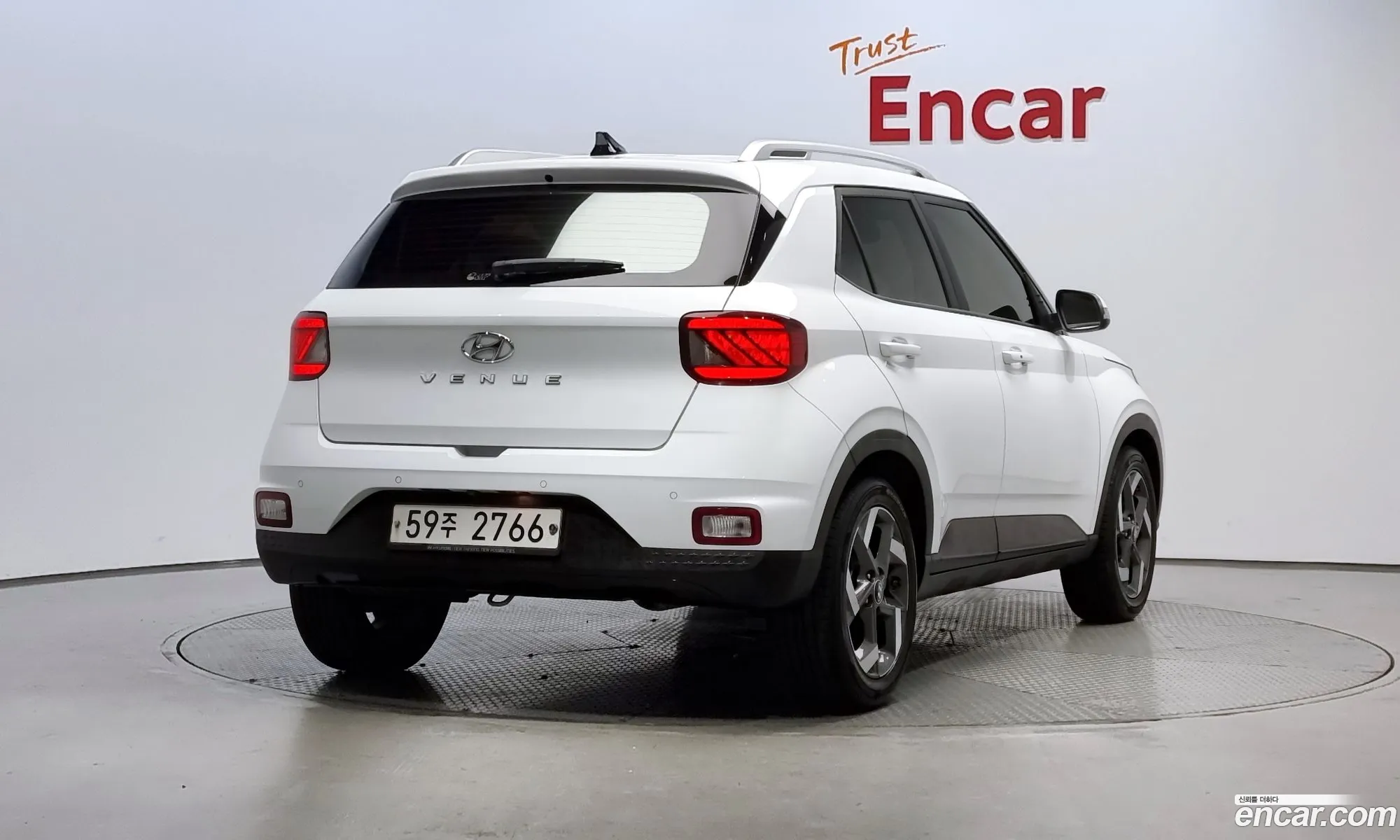 Hyundai Venue I 16 Flux 2020 - фотография 18970296