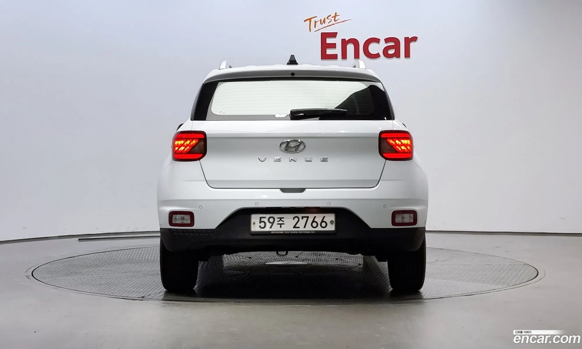Hyundai Venue I 16 Flux 2020 - фотография 18970298