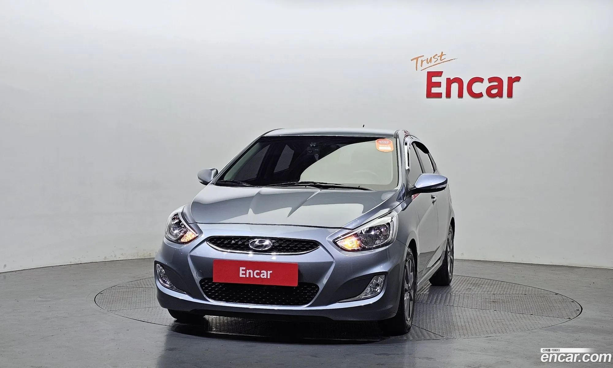 Hyundai Accent 14 Vvt Modern 2017 - фотография 12754822