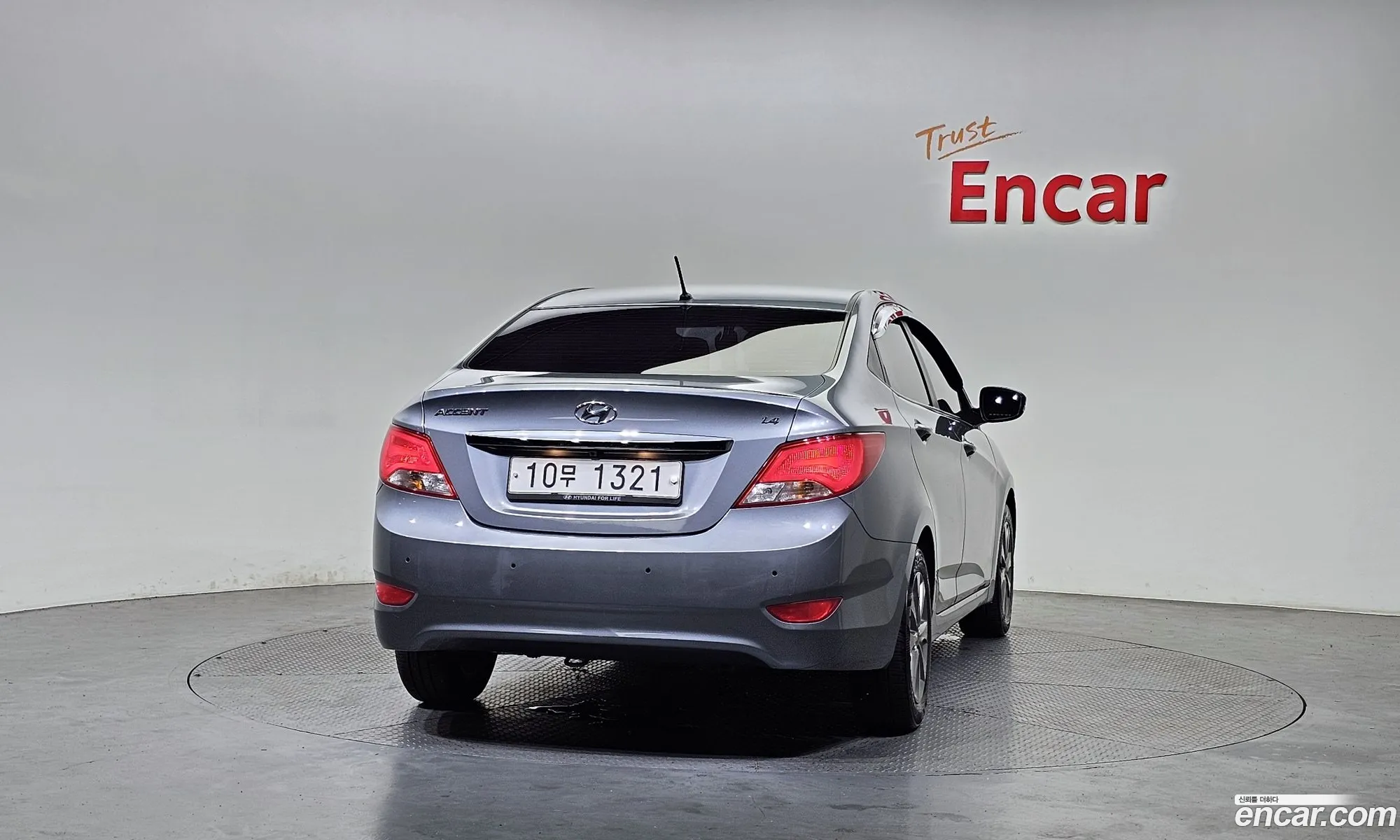 Hyundai Accent 14 Vvt Modern 2017 - фотография 12754823