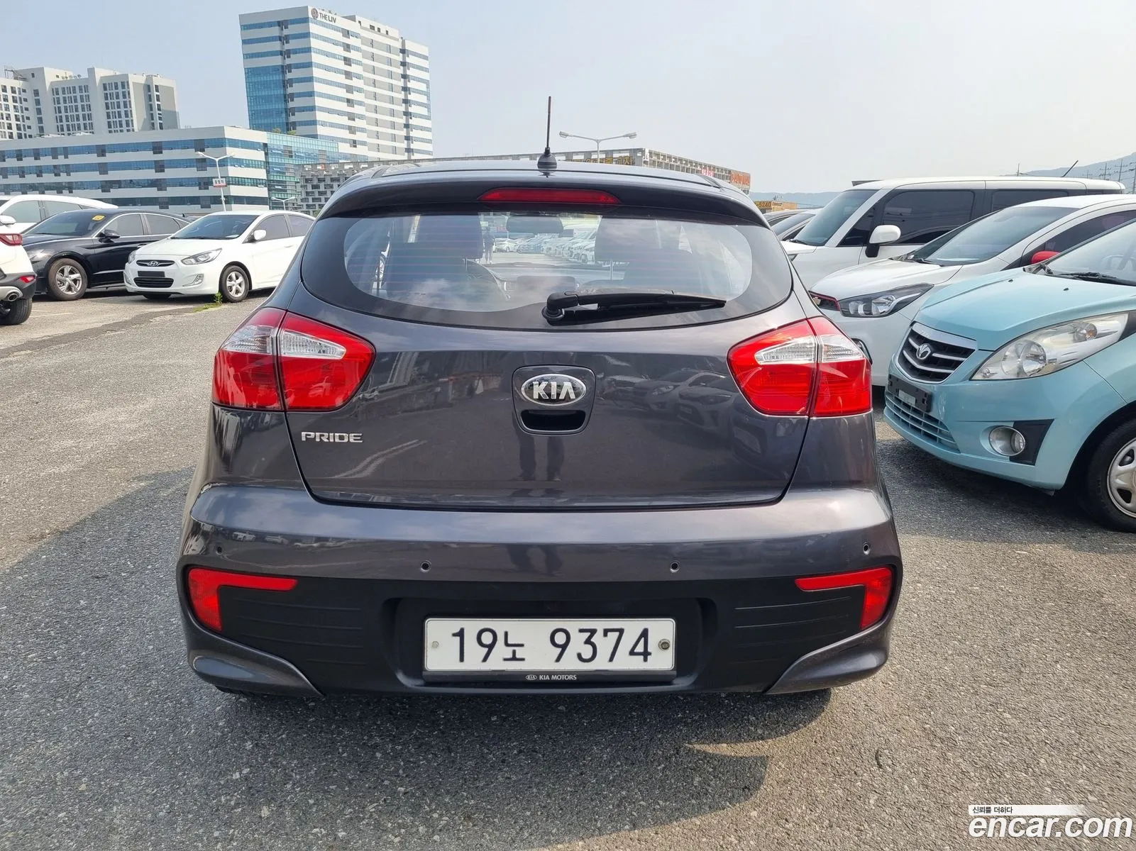 Kia Pride Iii 5Dr 16 Gdi 2016 - фотография 12625386